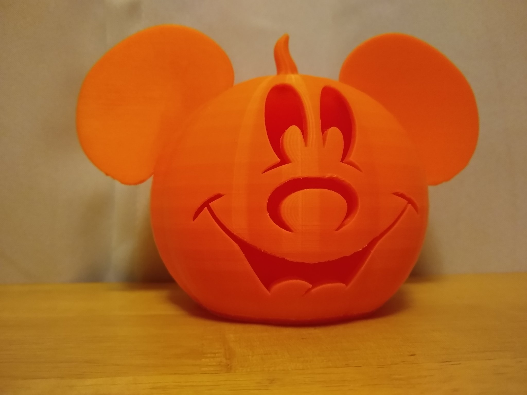 Đèn bí ngô Mickey Mouse trang trí Halloween