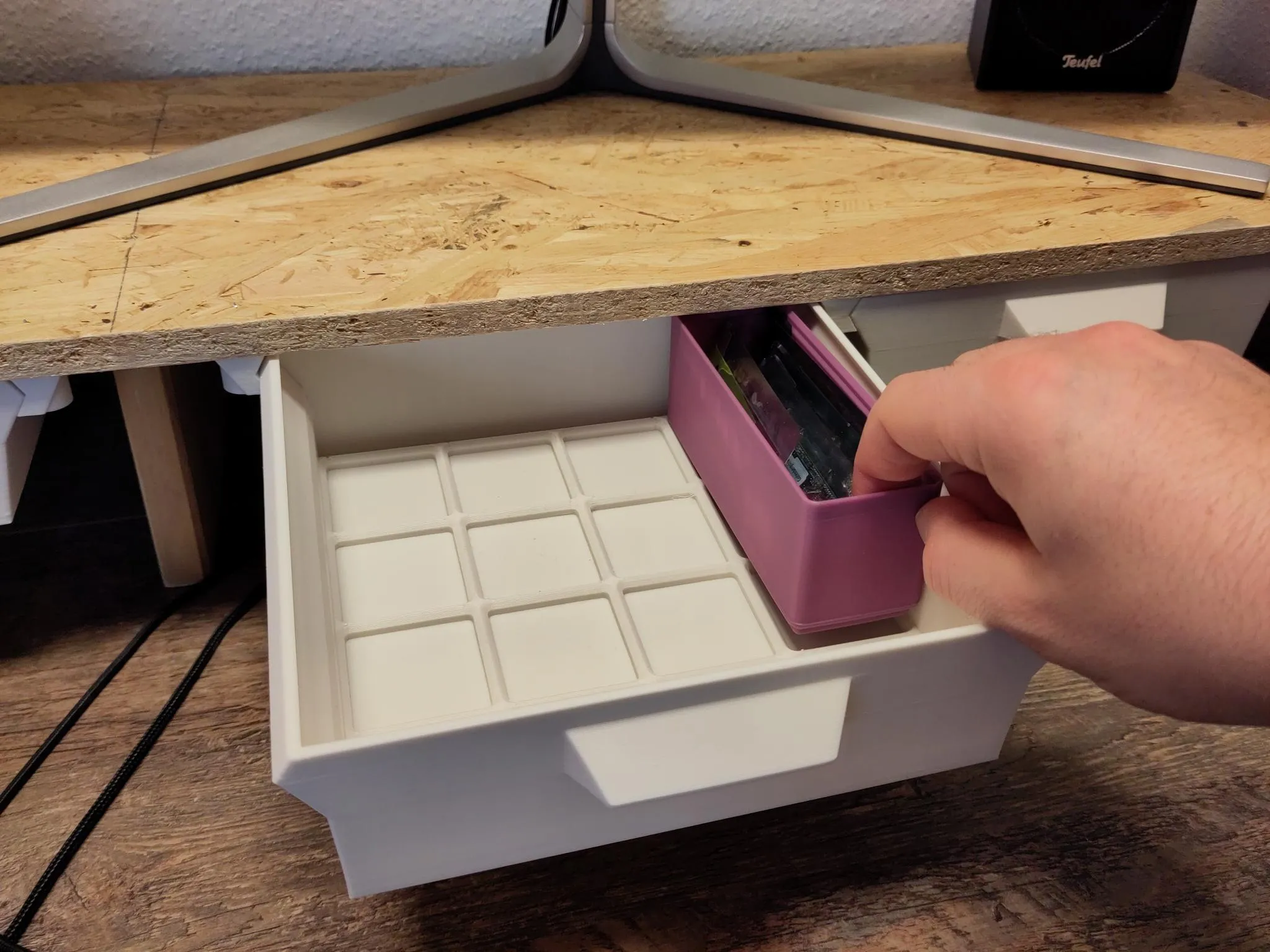 Ngăn kéo dưới bàn cho thùng Gridfinity cao 50mm