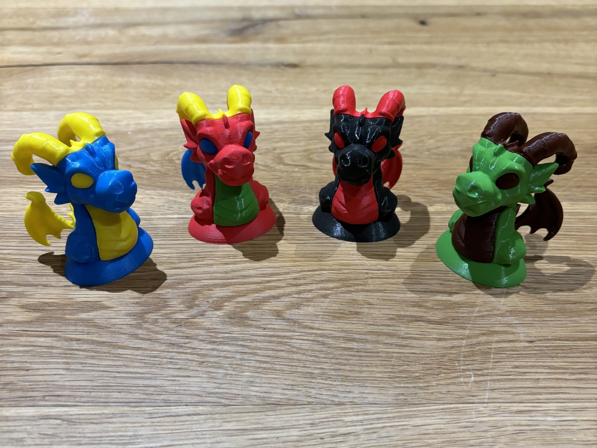 Mô hình đầu rồng nhỏ đa màu sắc