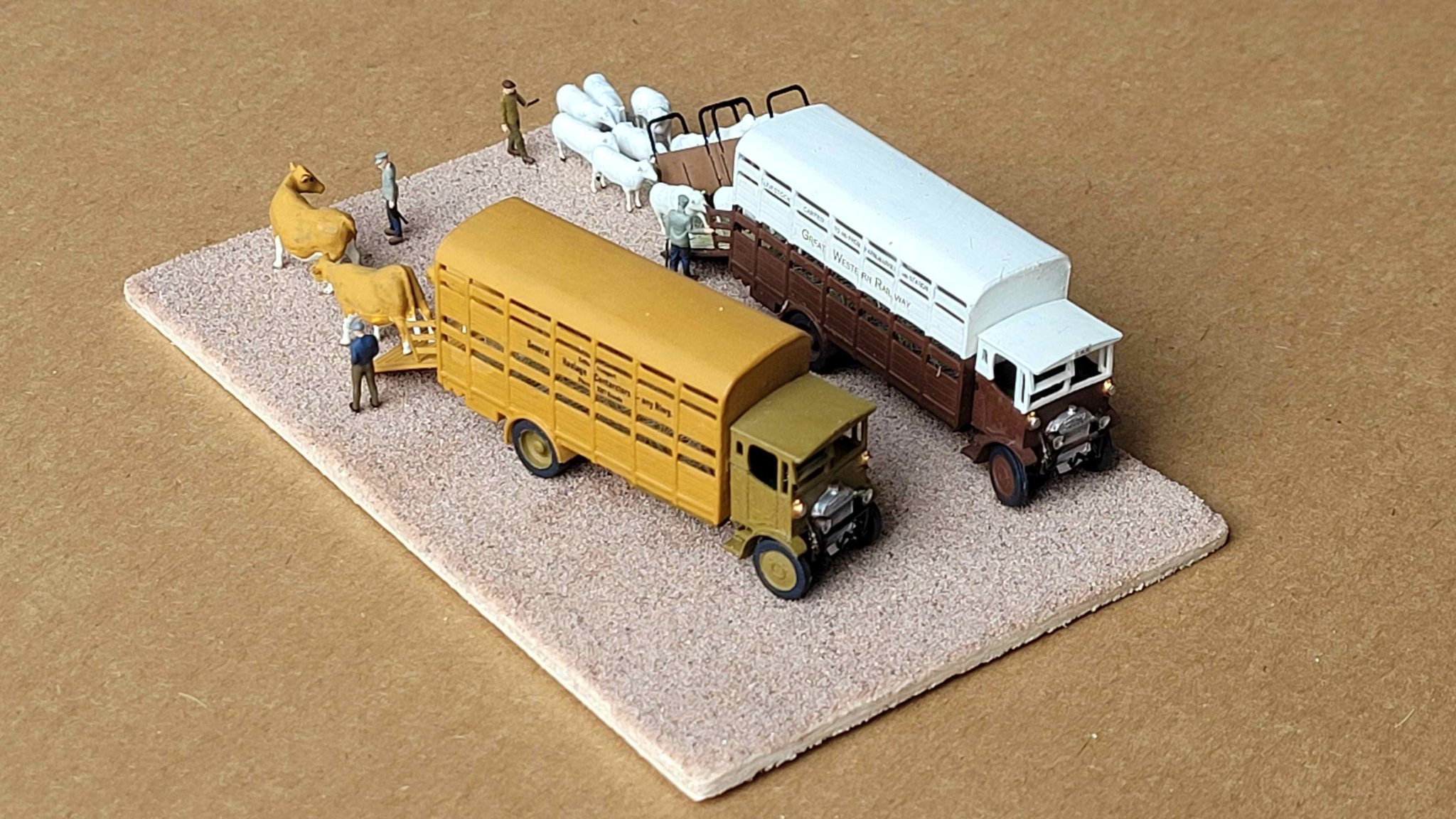 Xe tải vận chuyển gia súc Thornycroft JJ kiểu đôi tầng