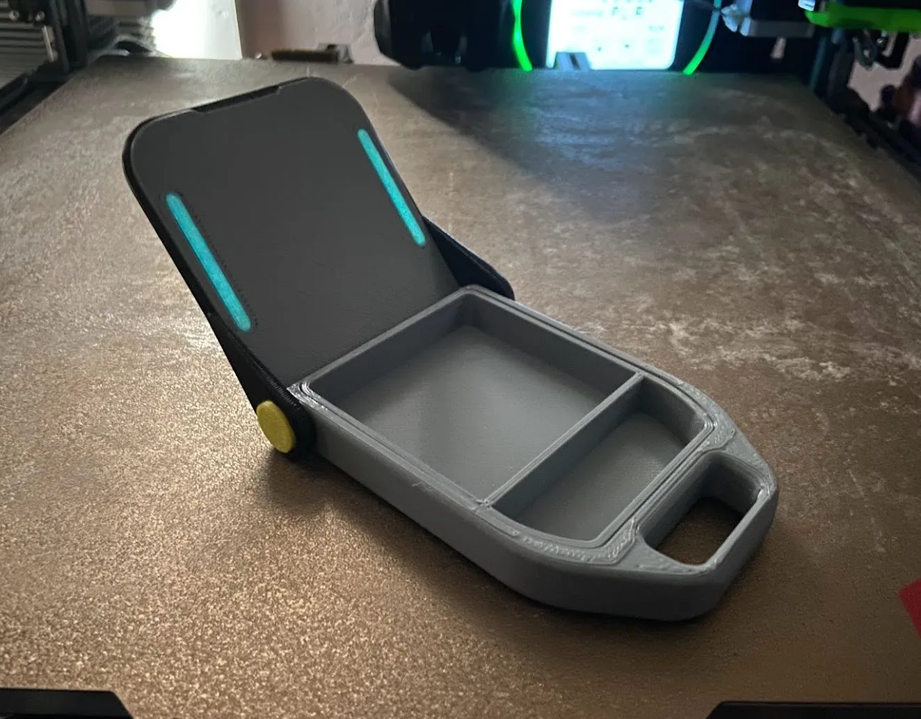 Bộ vỏ cho bộ dây điện nâng cao lấy cảm hứng từ Subnautica