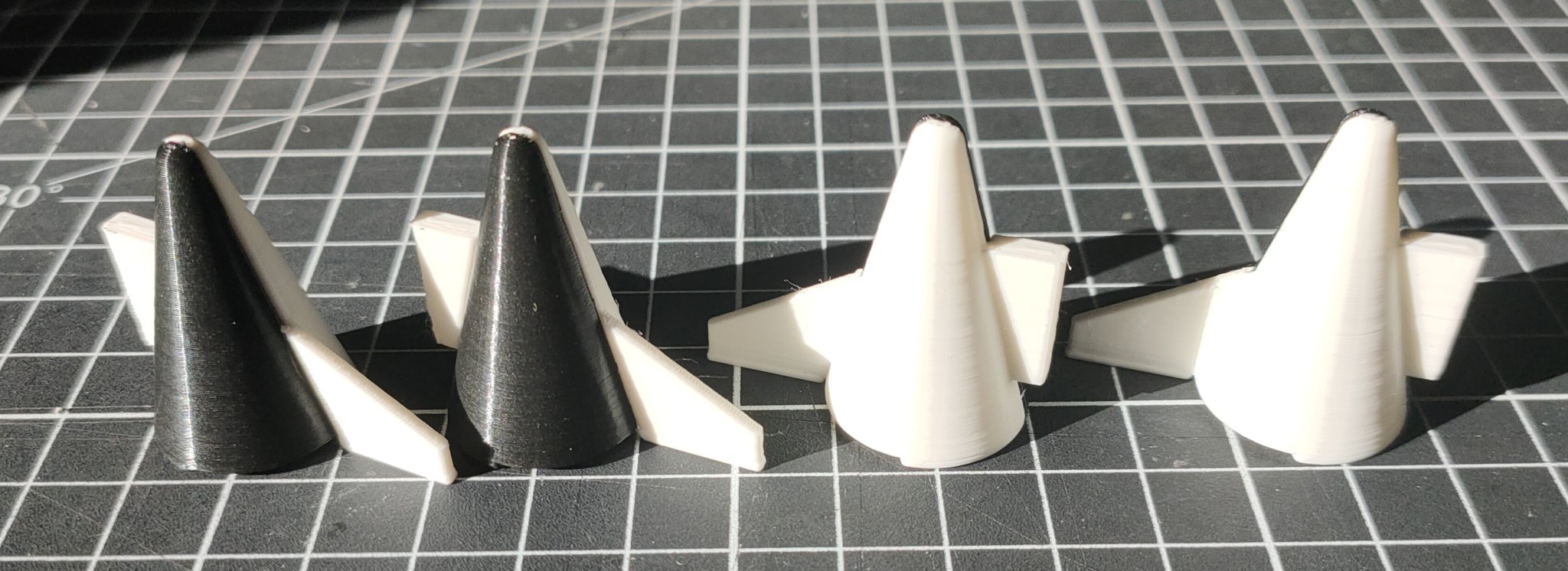 Mô hình tên lửa Saturn V tỉ lệ 1:200 chi tiết