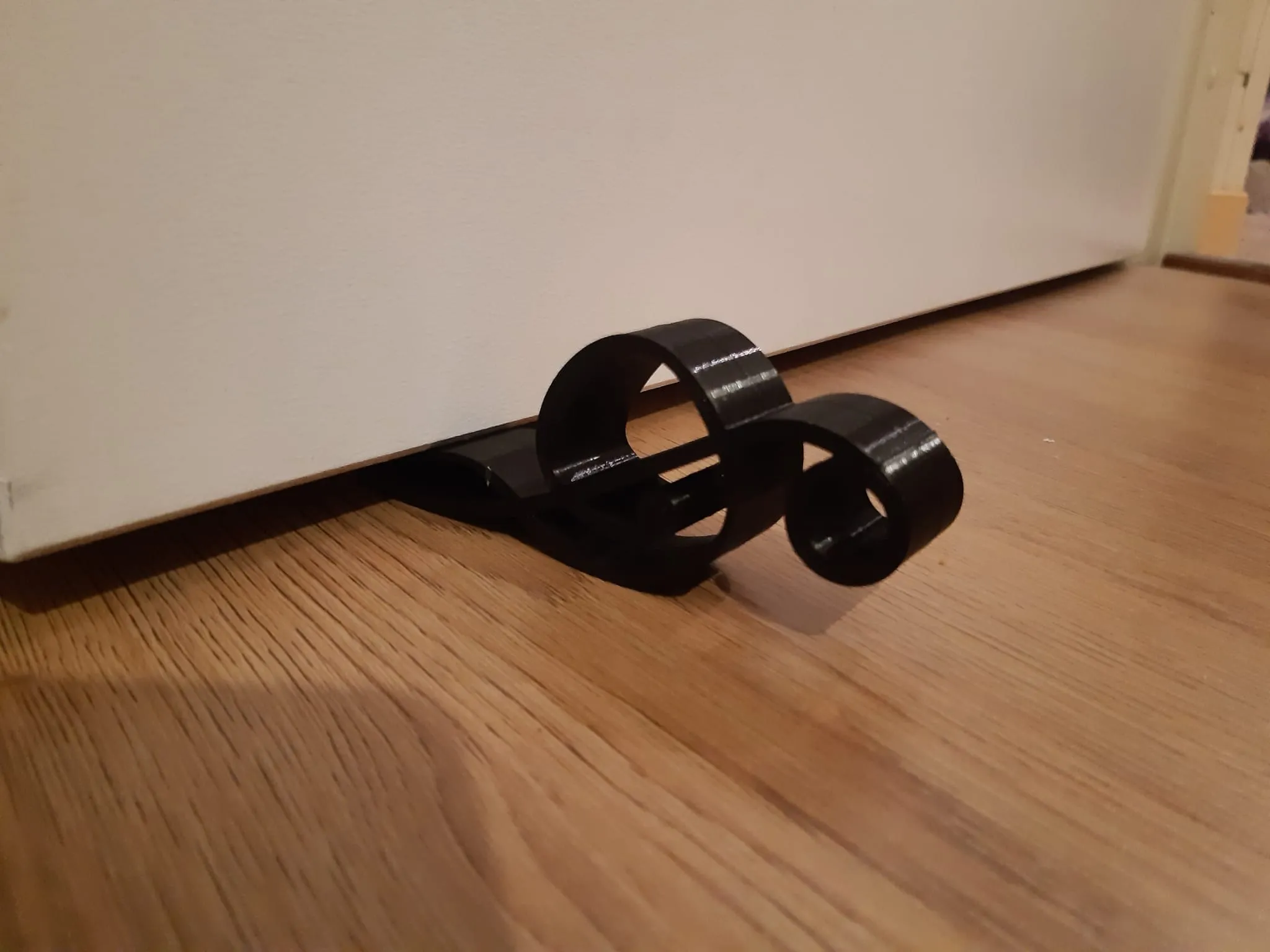 Giá đỡ cửa hình nốt nhạc g clef