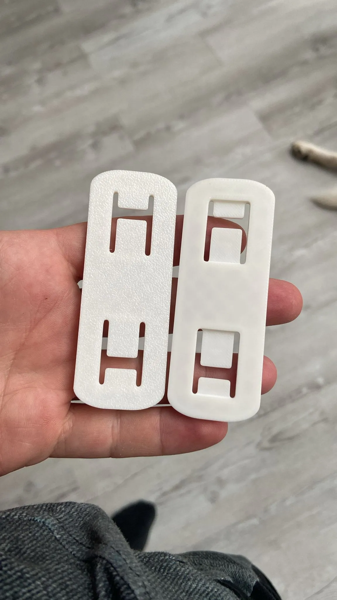 Giá đỡ dây an toàn cho ghế trẻ em Stokke