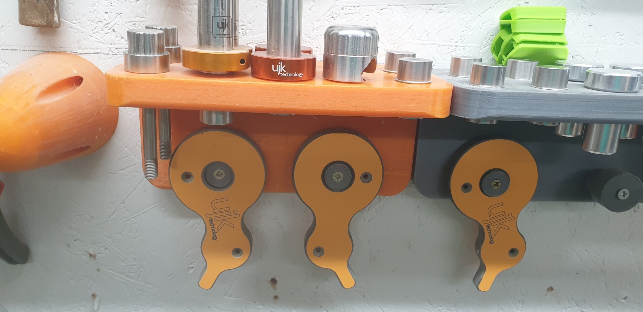 Giá đỡ chó bàn UJK 20mm V1 với lỗ parf dog