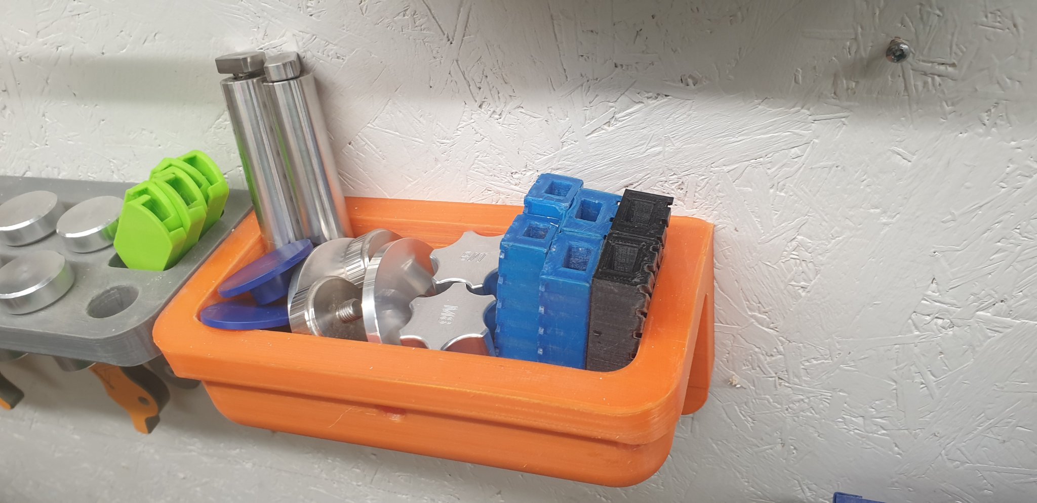 Giá đỡ chó bàn 20mm UJK V3 - đơn vị cubby treo tường