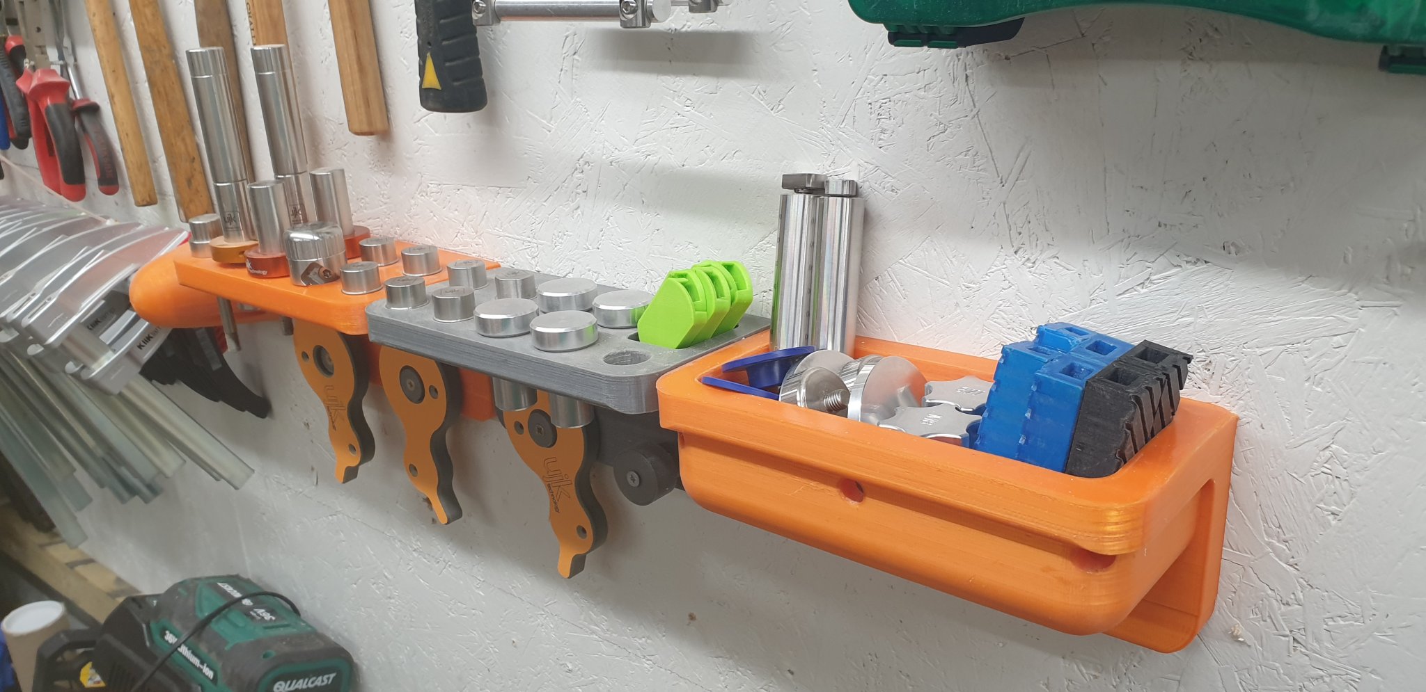 Giá đỡ chó bàn 20mm UJK V3 - đơn vị cubby treo tường