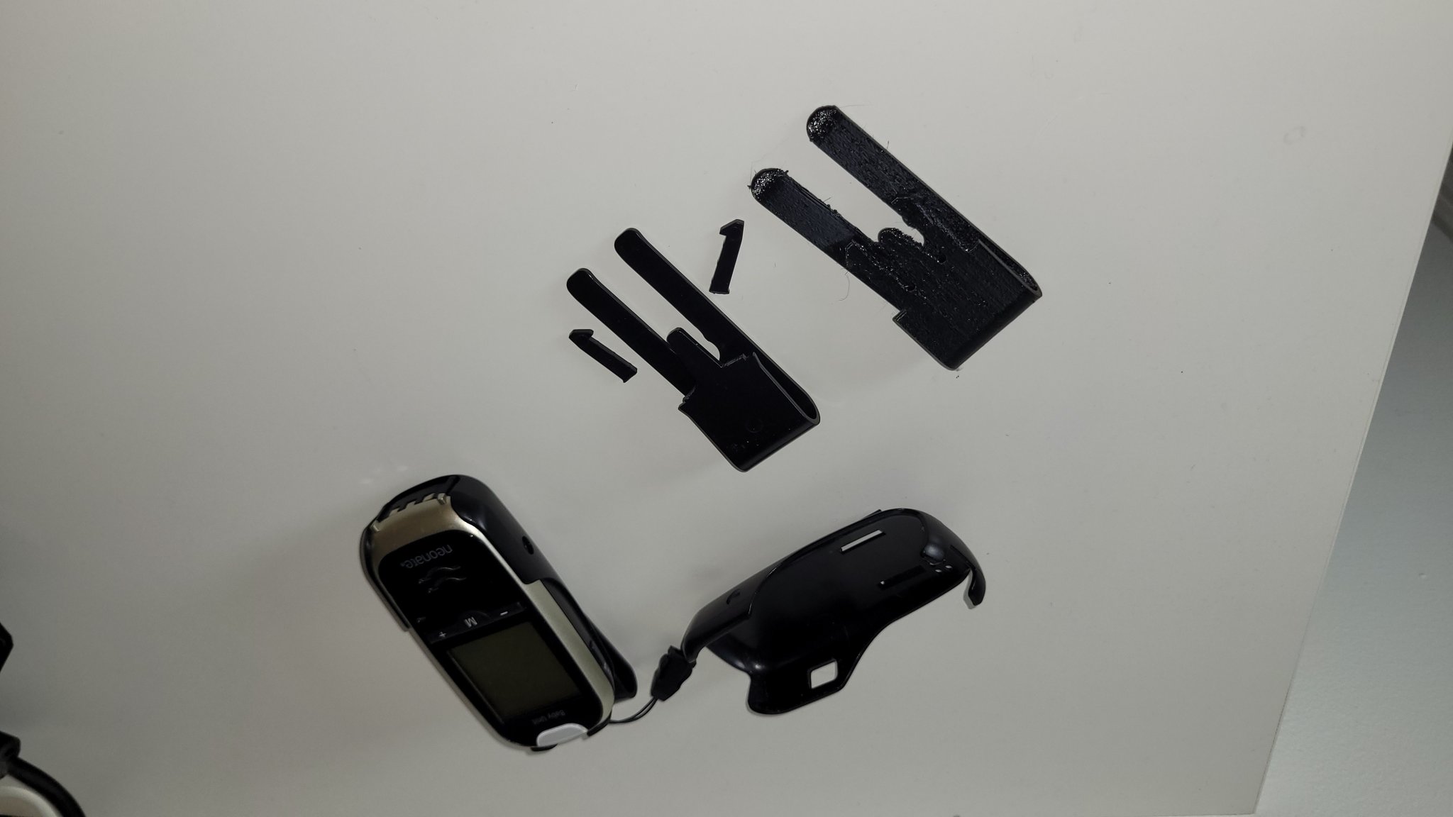 Kẹp cho máy gọi Neonate bị hỏng