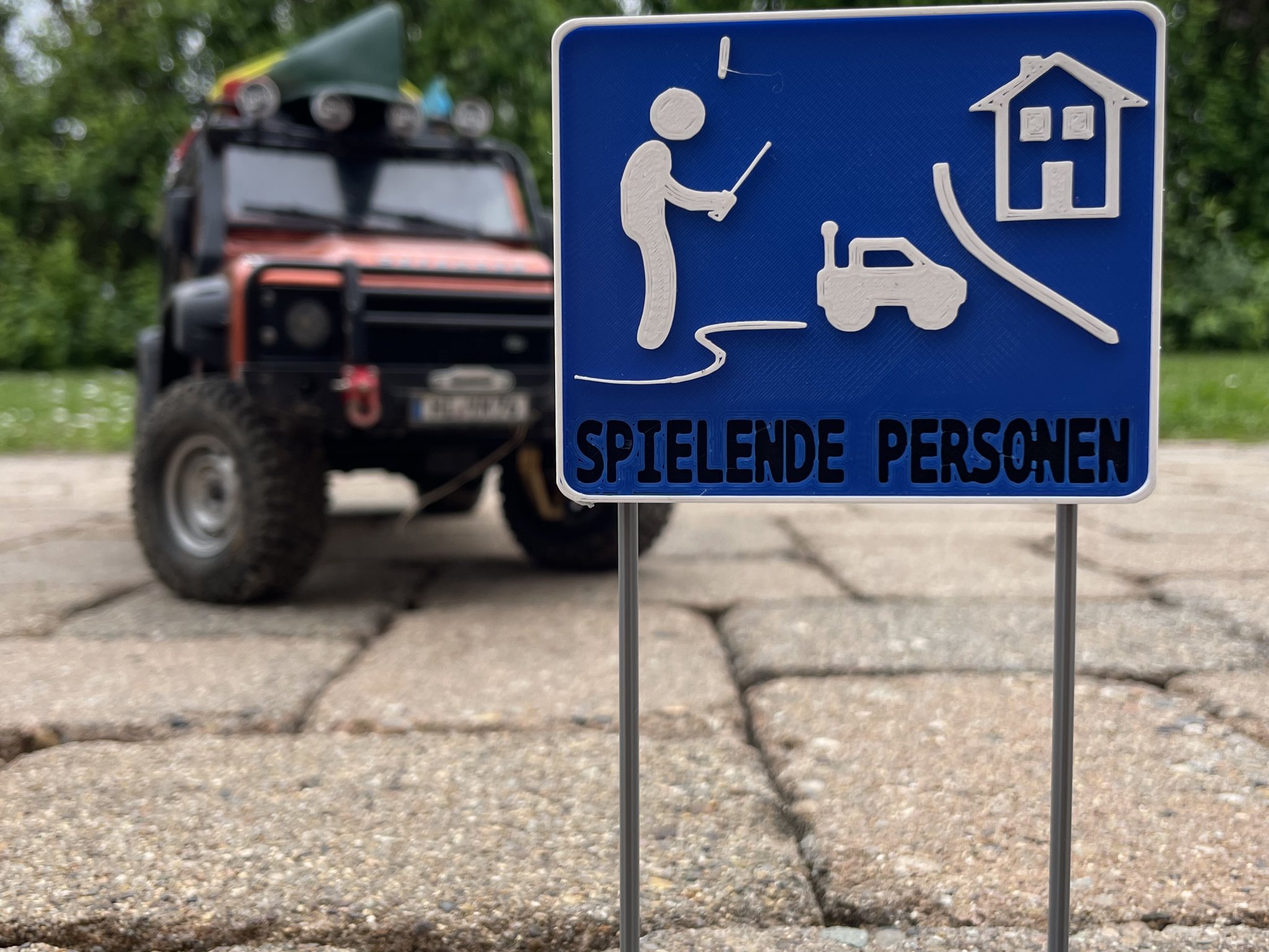 Biển Báo Người Đang Chơi, Đường Chơi Tỉ Lệ 1:10 RC Crawler