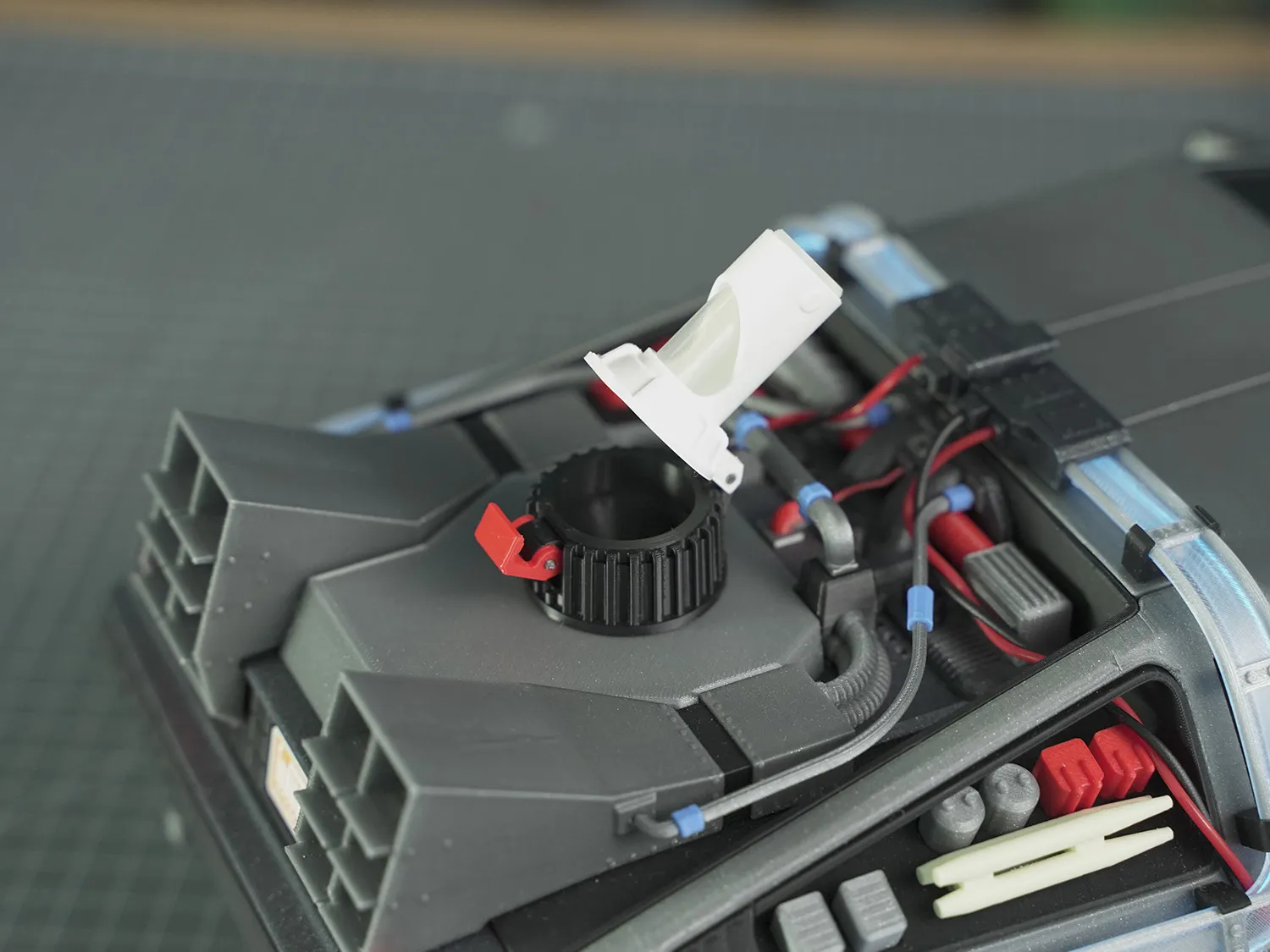 MR Fusion cho DeLorean BTTF