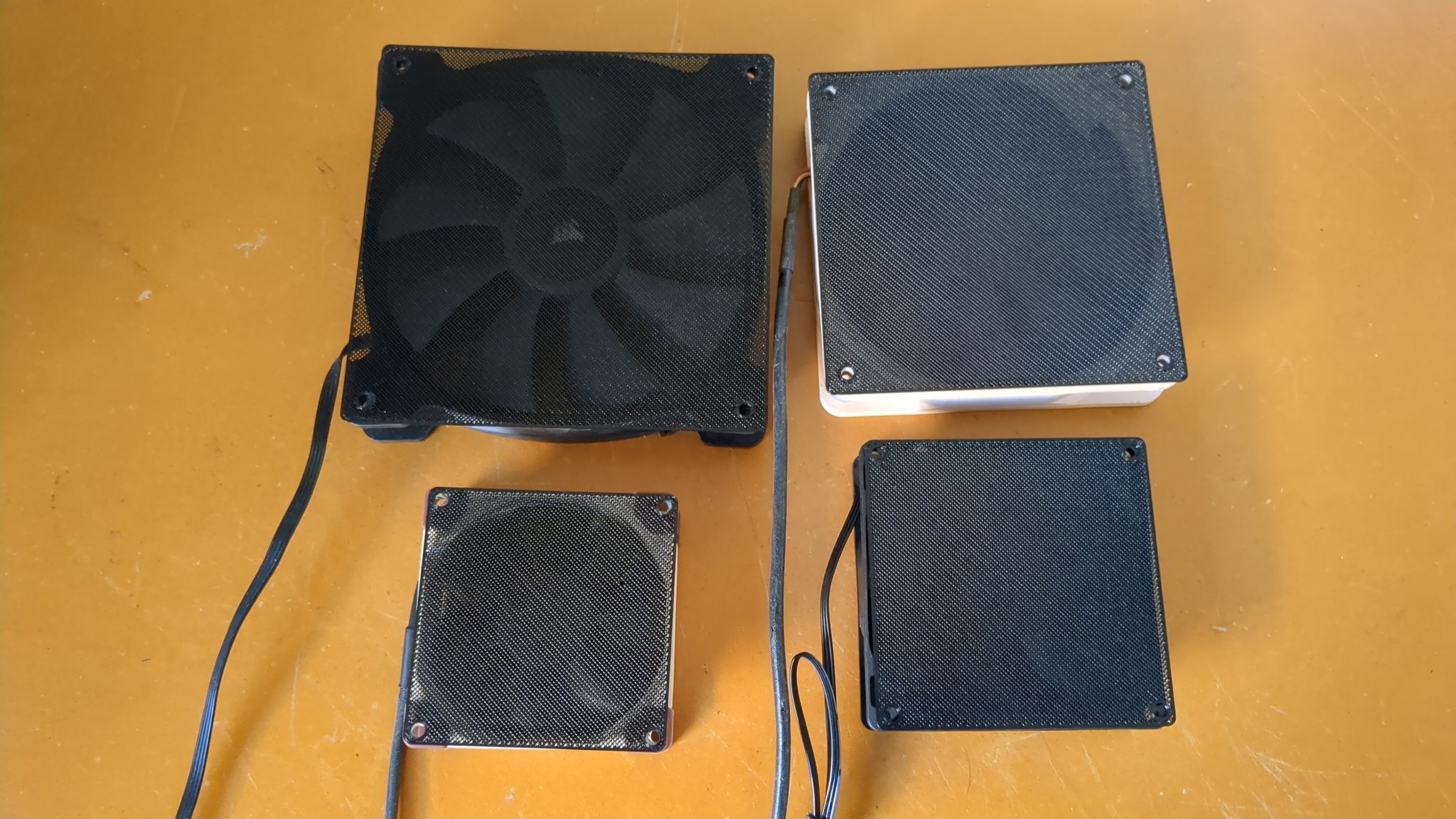 Bộ Lọc Bụi Cho Quạt PC