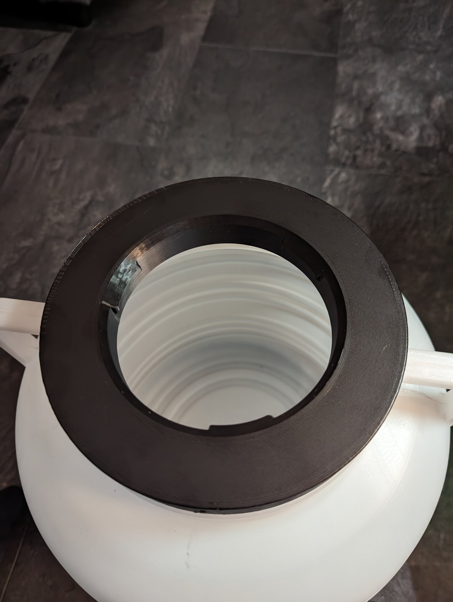 Nắp có đế cho thùng miệng rộng 20L, Tháp Thủy canh