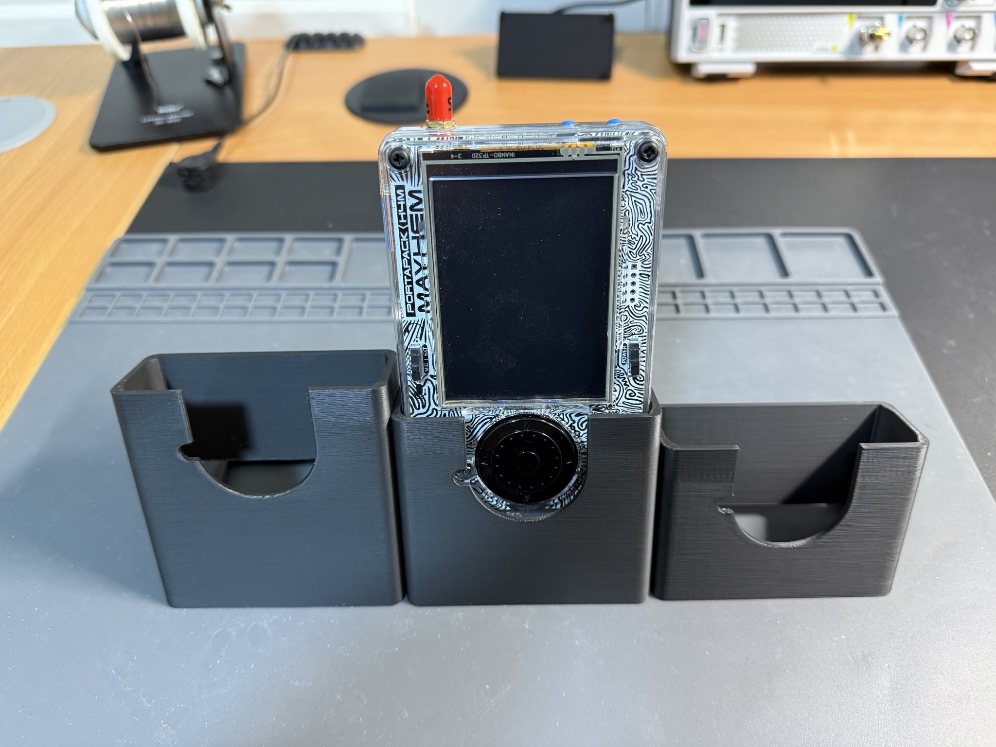 Giá đỡ HackRF Portapack H4M (Phiên bản Chiều cao Trung bình)