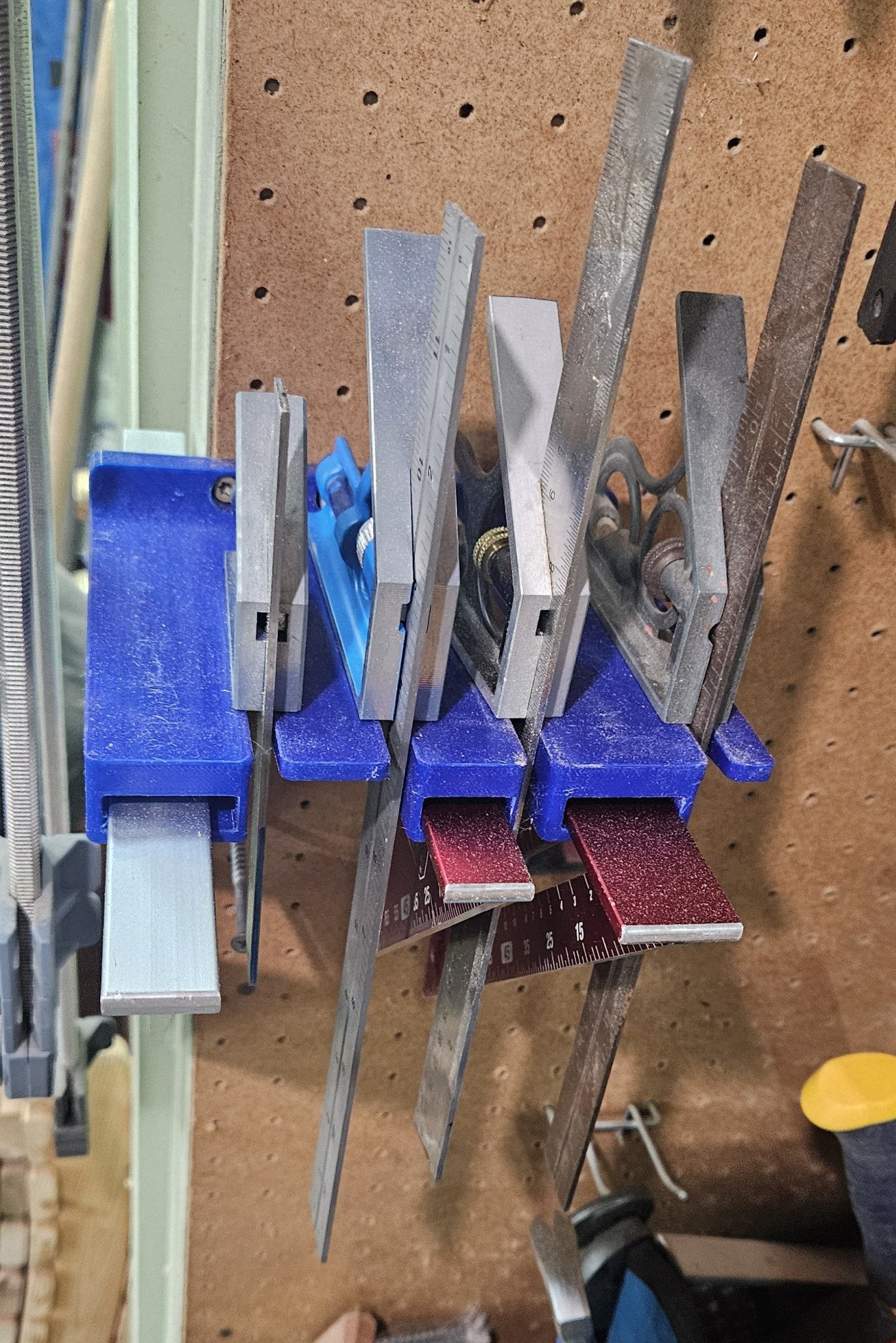 Giá Treo Tường Cho Bộ Kẹp Vuông Kết Hợp & Vuông Tốc Độ