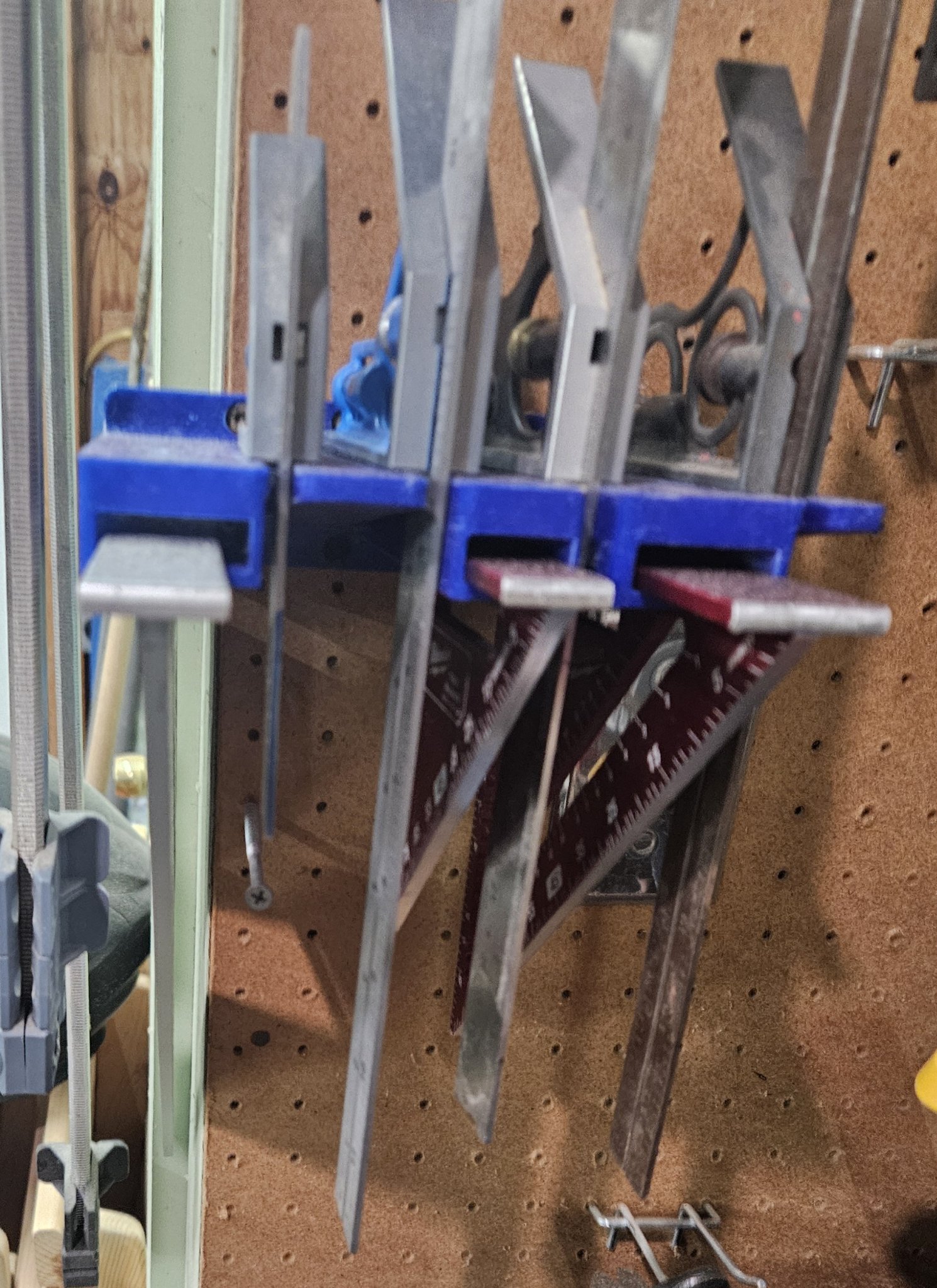 Giá Treo Tường Cho Bộ Kẹp Vuông Kết Hợp & Vuông Tốc Độ