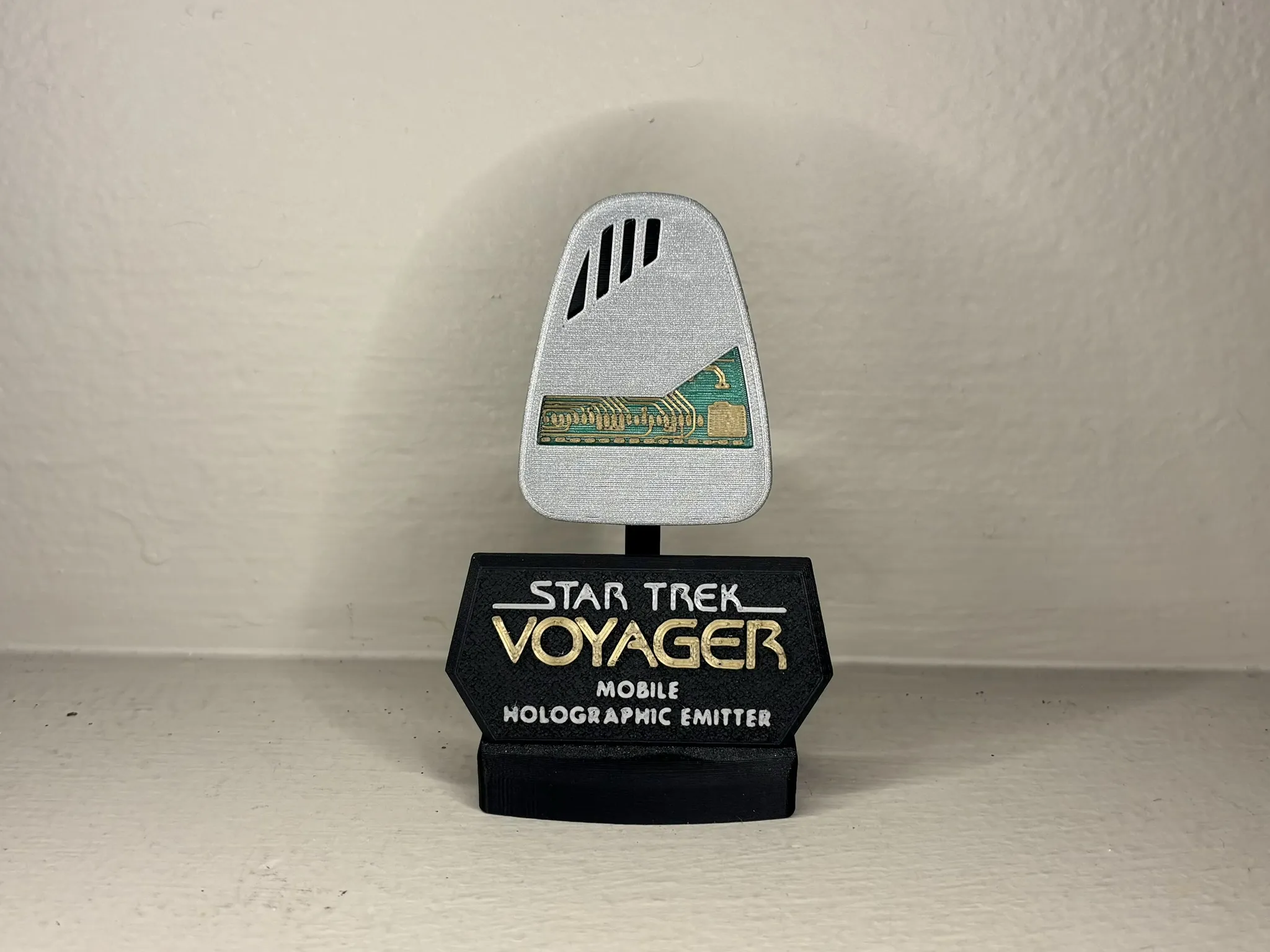 Mô hình Bộ Phát Di Động Star Trek: Voyager