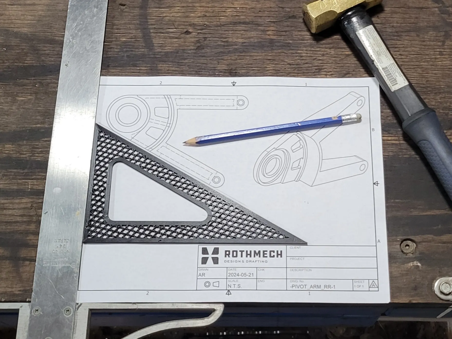 Ê-ke Vẽ Kỹ Thuật Trong Mờ