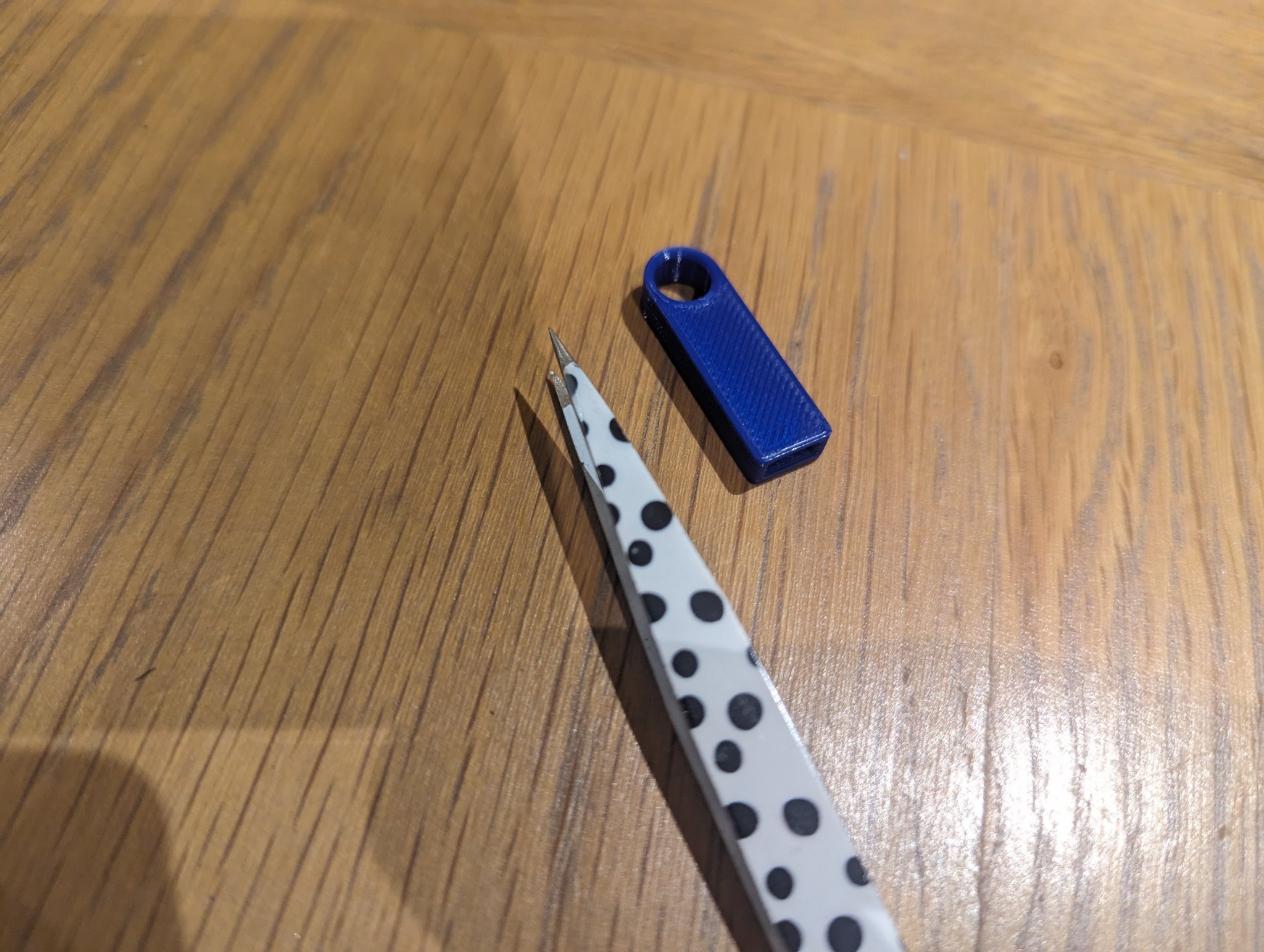 Nắp bảo vệ cho nhíp cách ly I Sharp