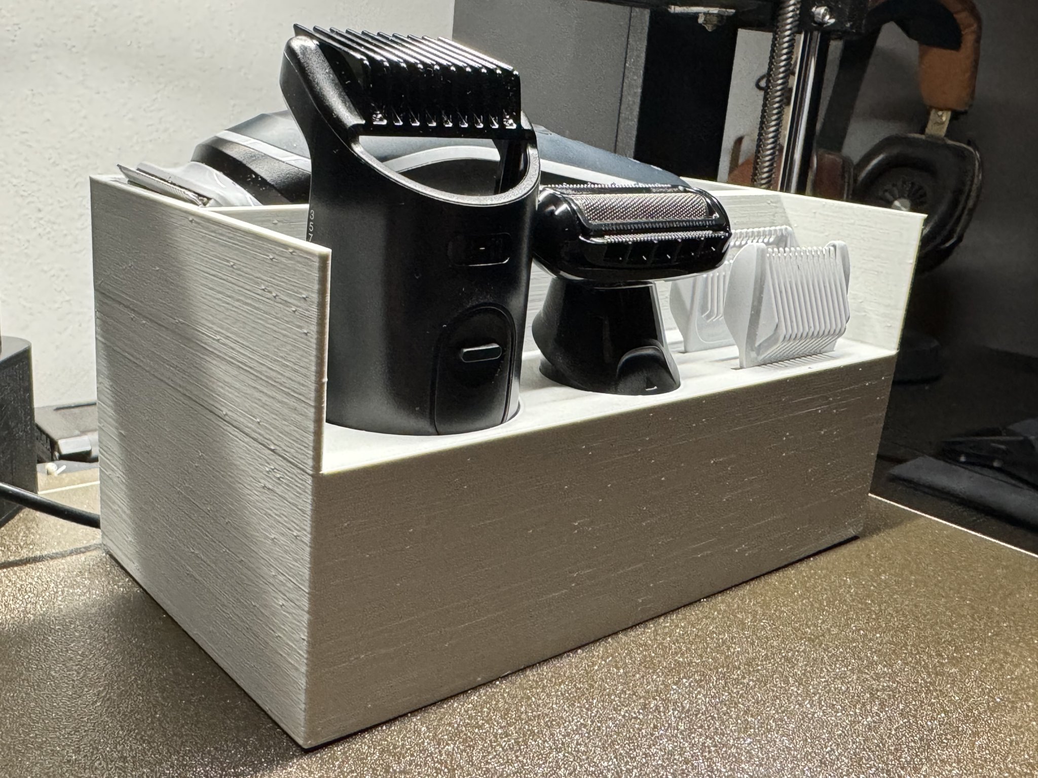 Hộp lưu trữ và sạc cho máy cạo lông BodyGroomer Series 5