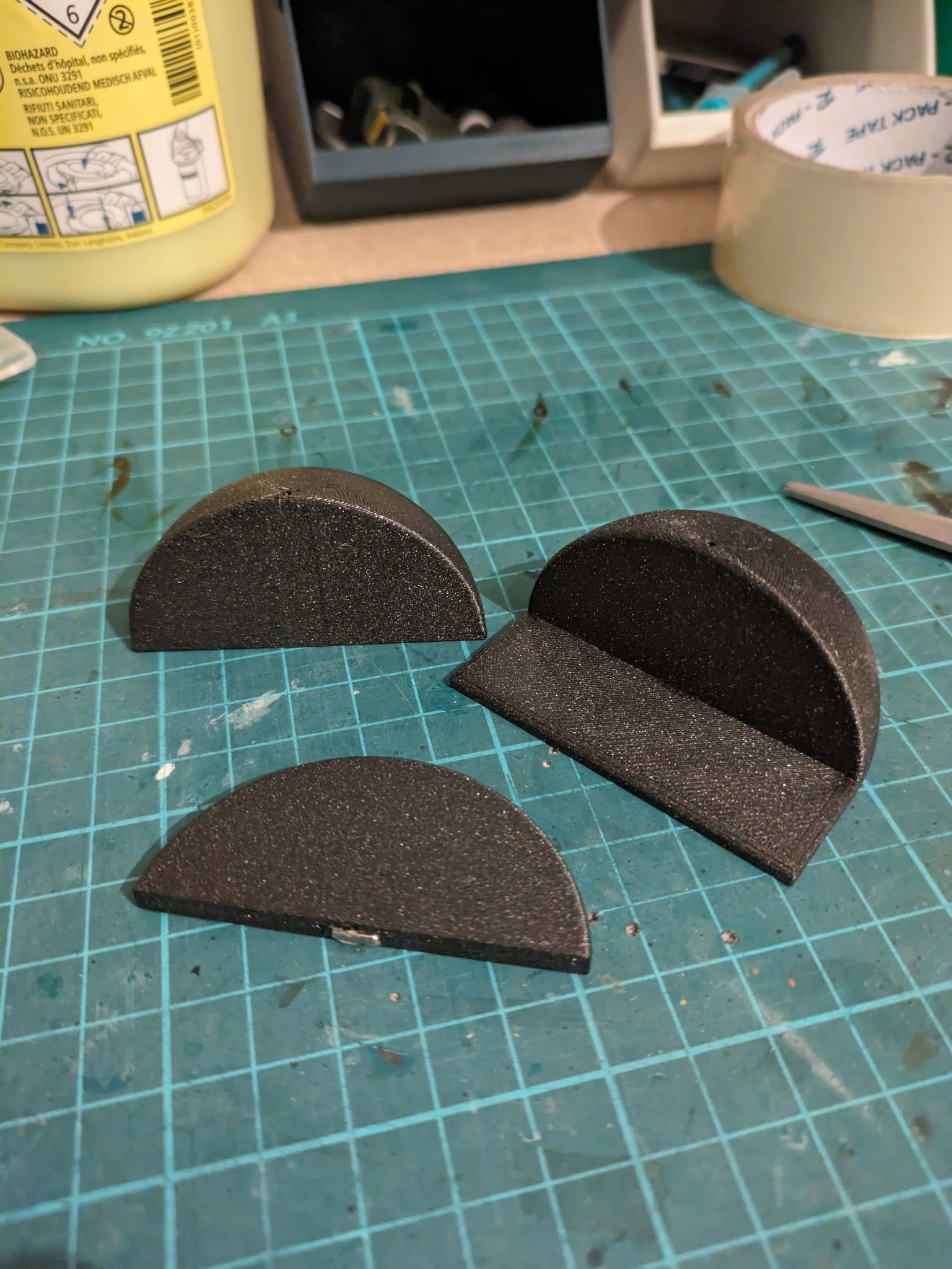 Giá đỡ cửa từ tính 2 mảnh với 2 nam châm