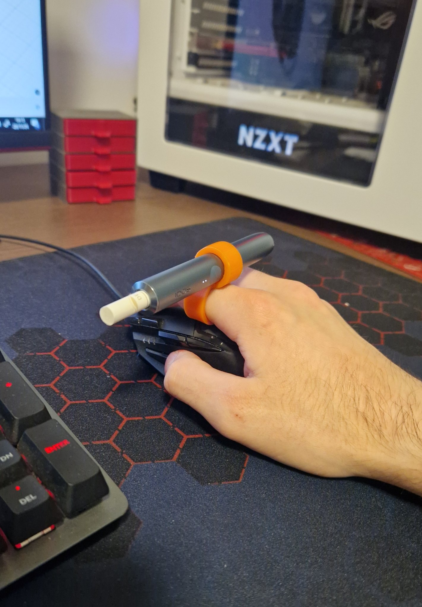 Kẹp Giữ IQOS ILUMA Cho Ngón Tay