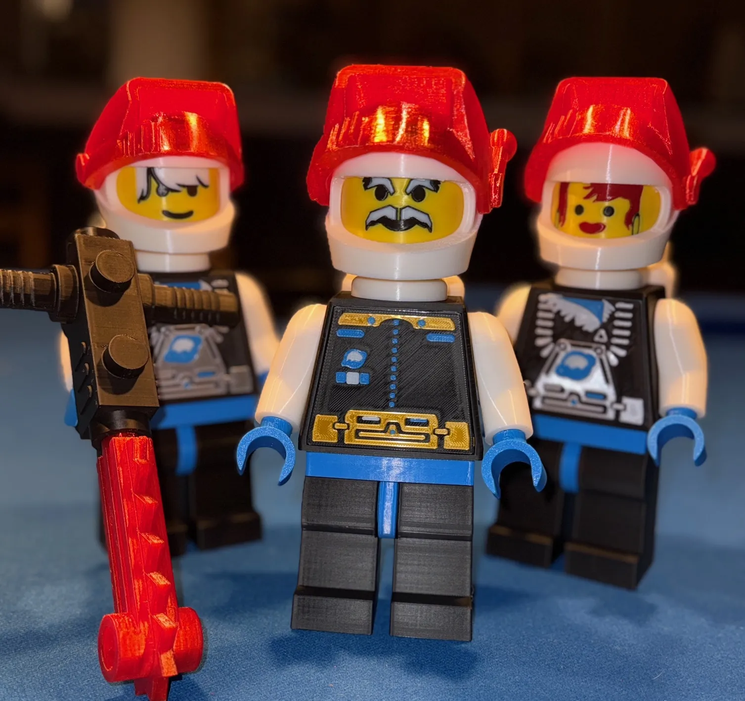 Mô hình Khối Khổng Lồ Phi Hành Gia Băng Giá Cổ Điển 2002 (Tỷ lệ 5:1)