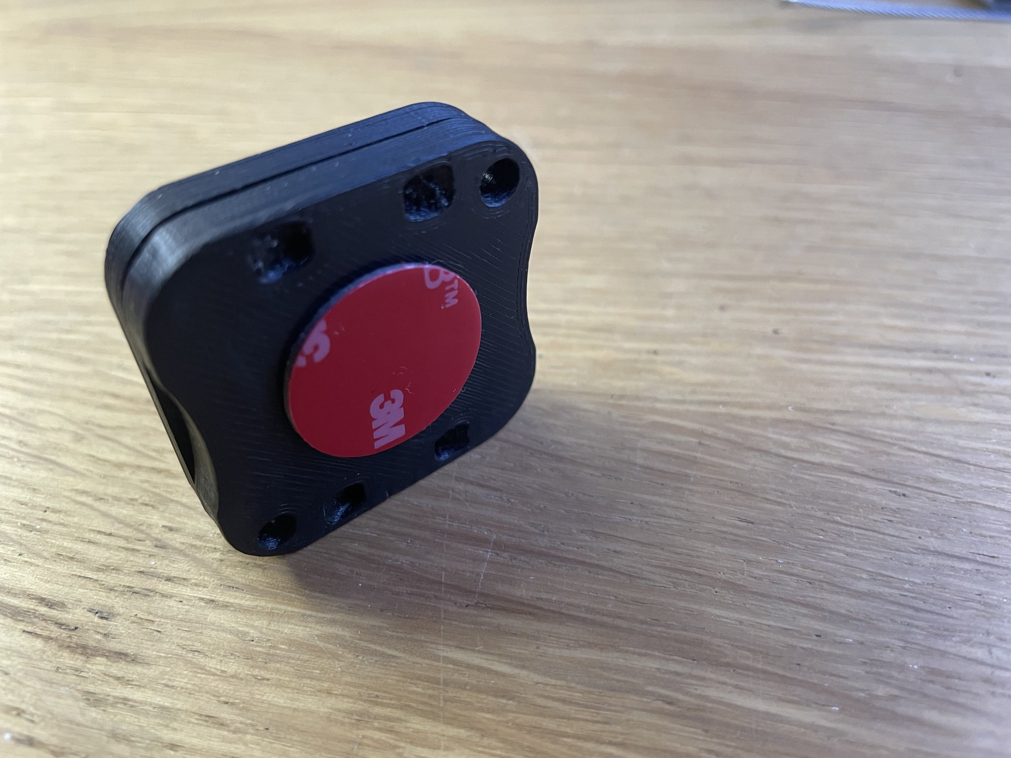 MultiTag - Giá đỡ AirTag Đa Năng