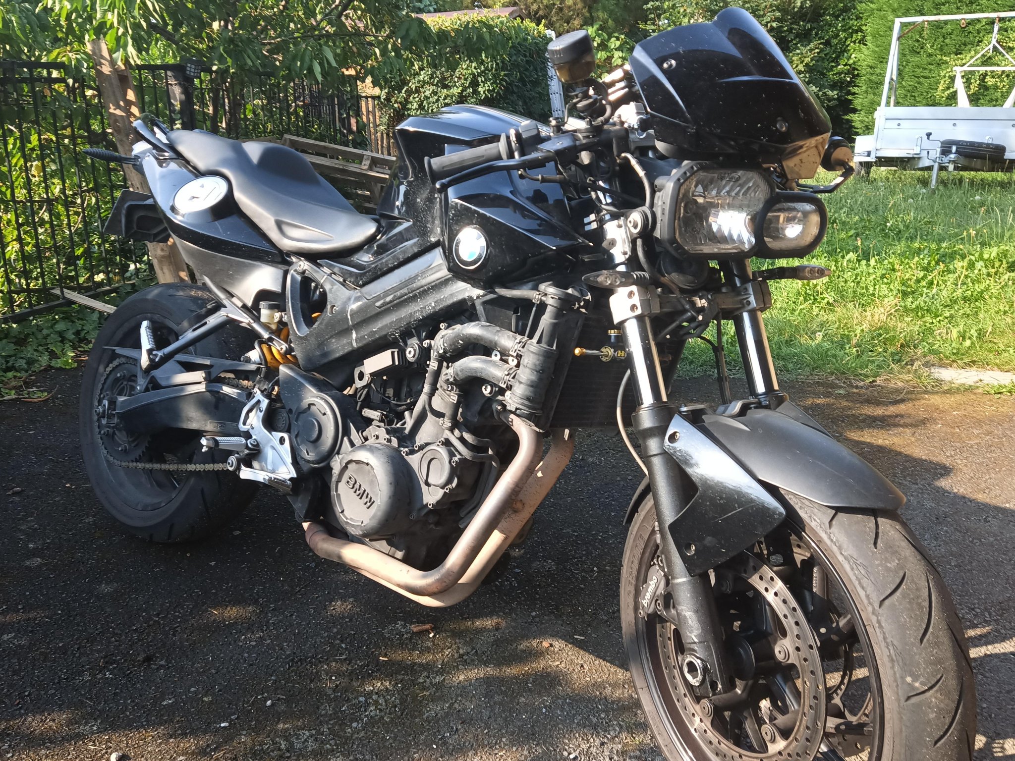 Giá đỡ phuộc cho xe f800r với kẹp 43mm