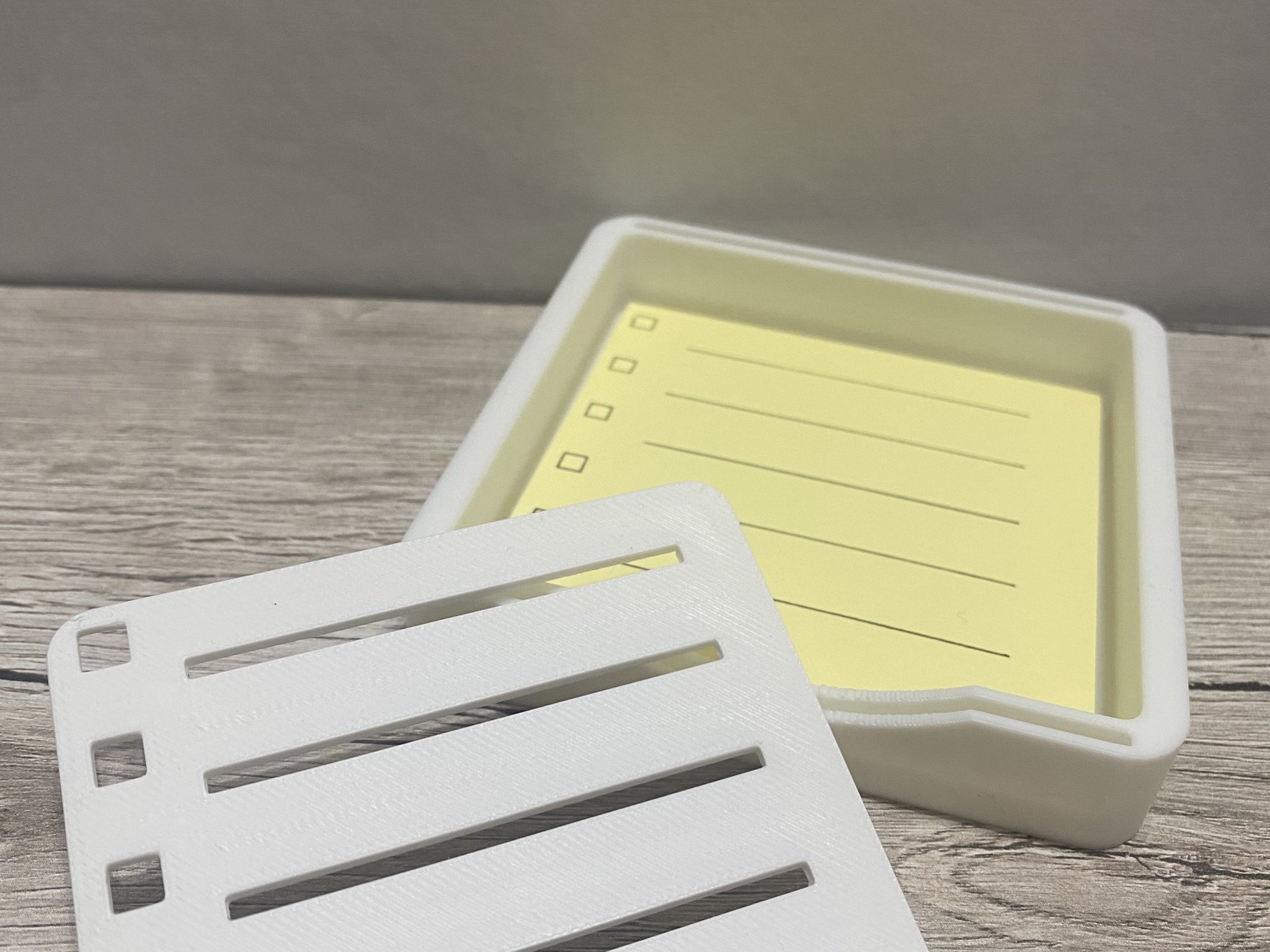 Kệ giữ giấy Post-it