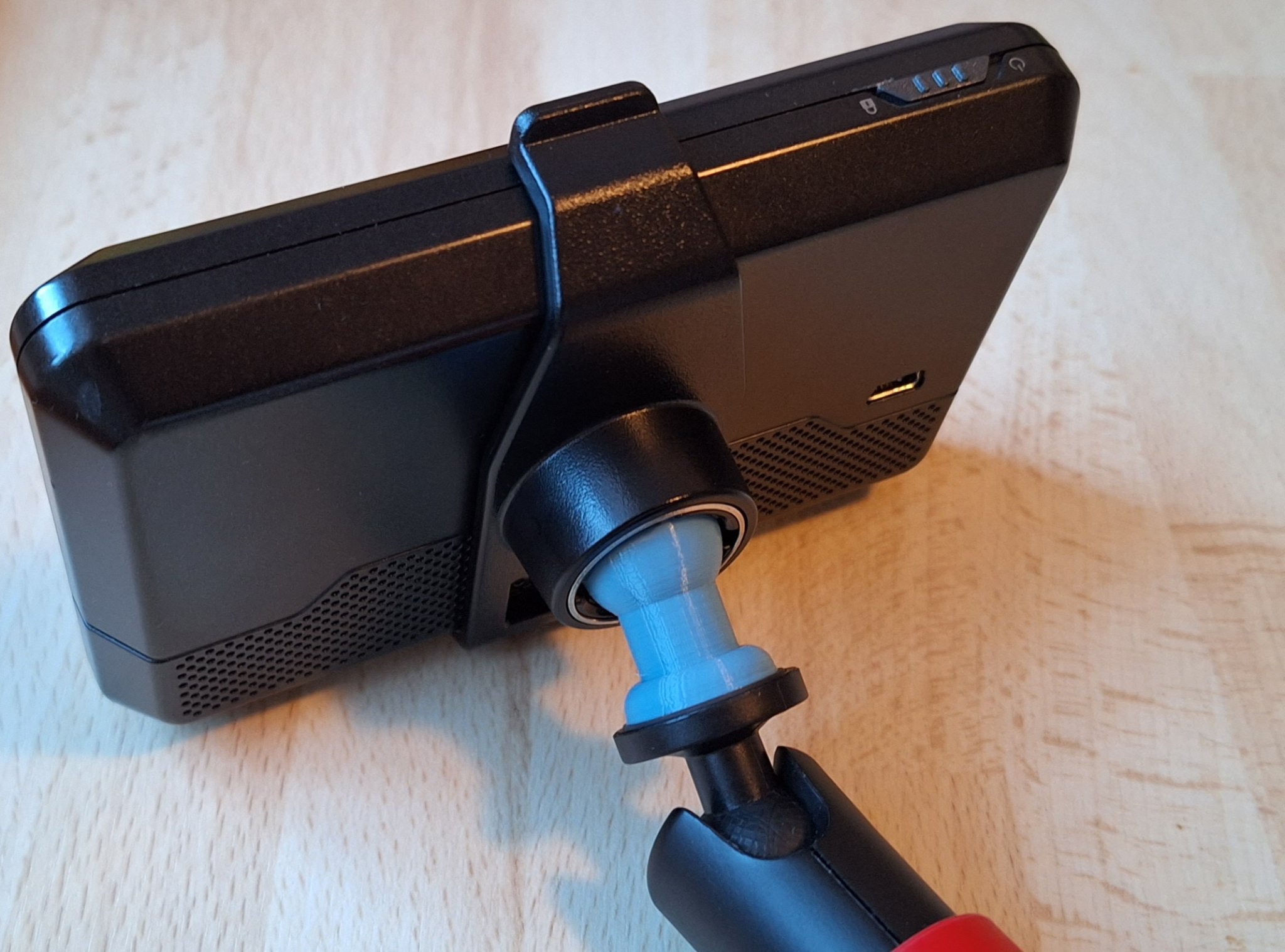 Giá đỡ chân máy cho thiết bị định vị Garmin