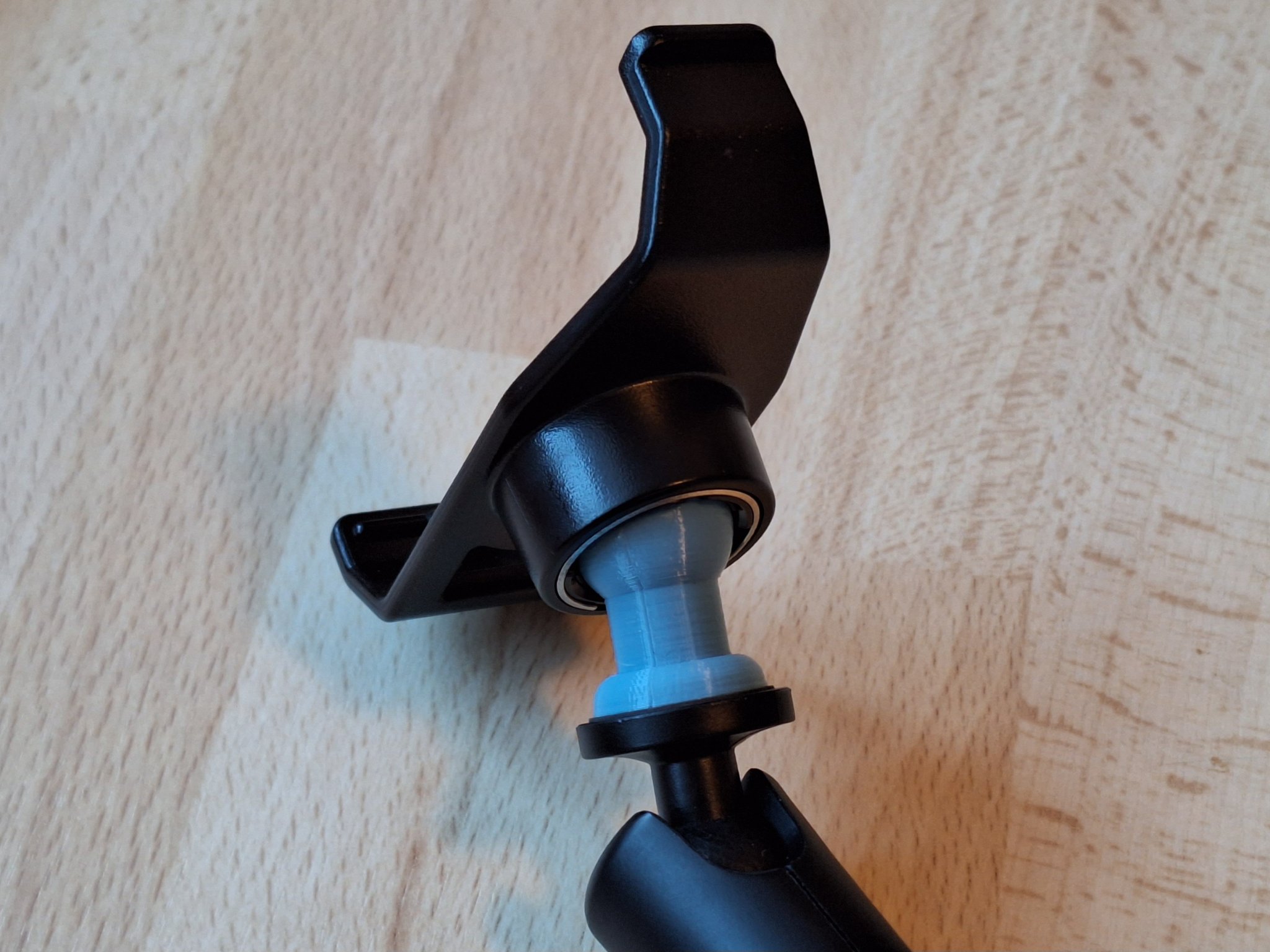 Giá đỡ chân máy cho thiết bị định vị Garmin