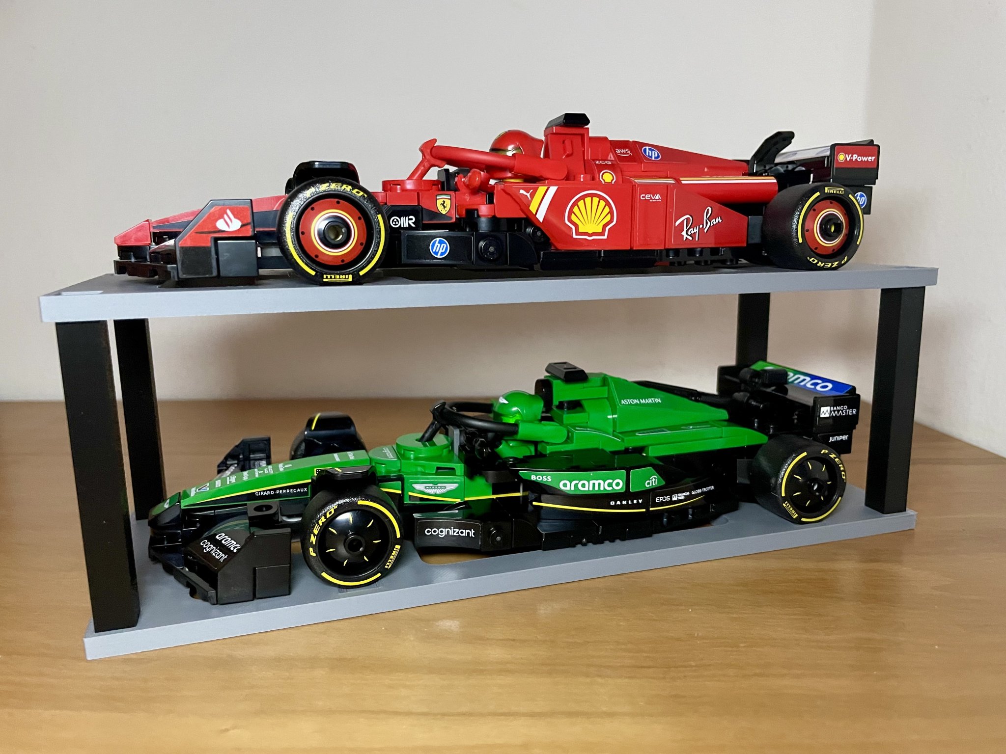 Kệ Lego Speed Champions F1 - Mẫu 2 xe