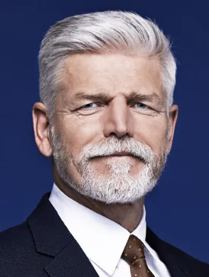 Mô hình Petr Pavel