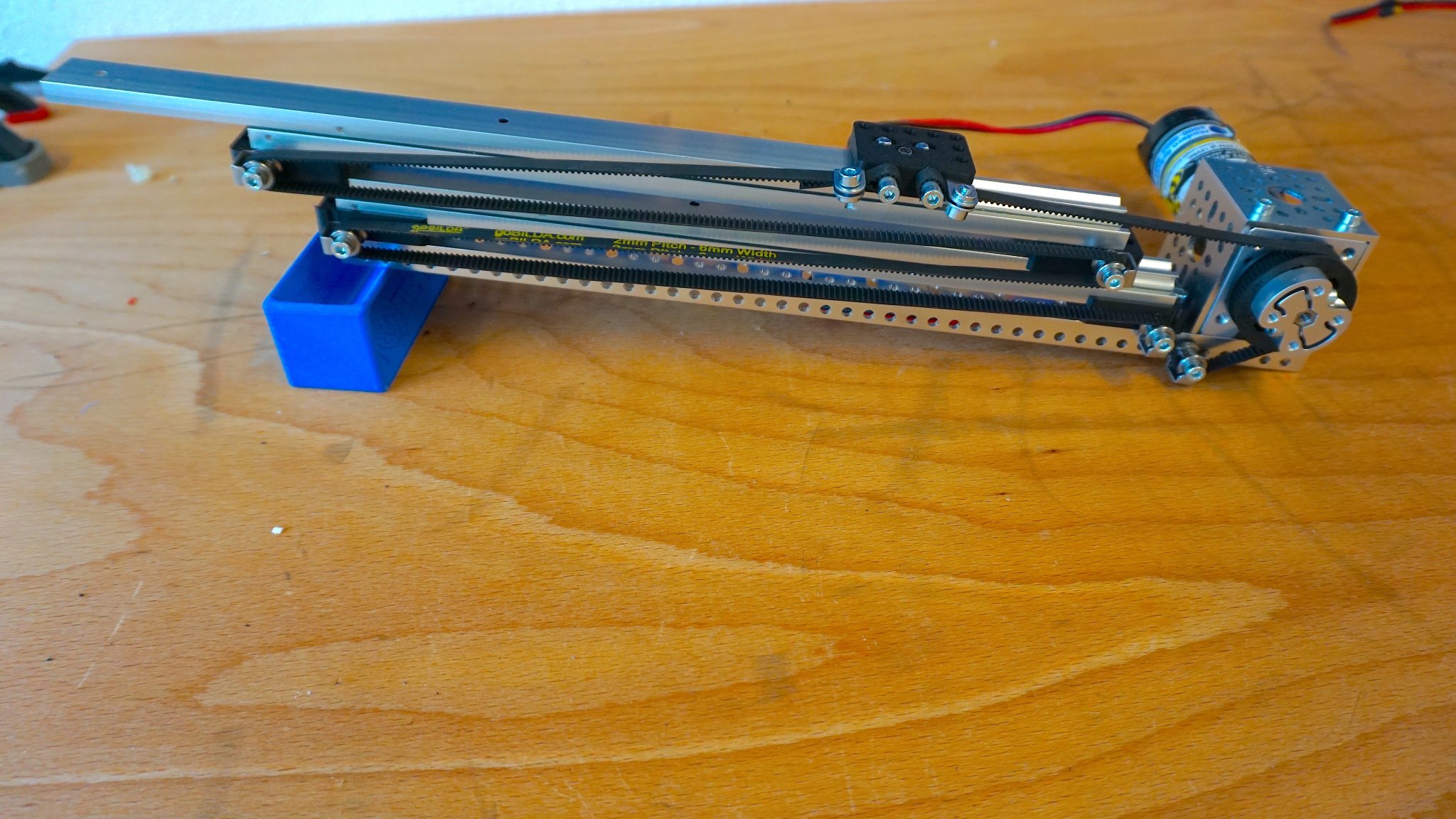 Chèn Ray Trượt Tuyến Tính Misumi cho SAR: (Dẫn động bằng Dây đai) FTC Robotics