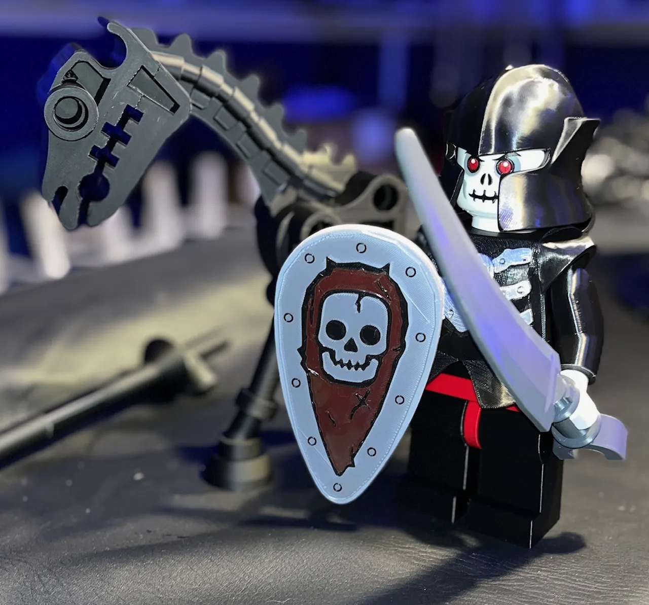 Chiến binh Bộ xương MegaFigure Gạch & Ngựa (Tỷ lệ 5:1)