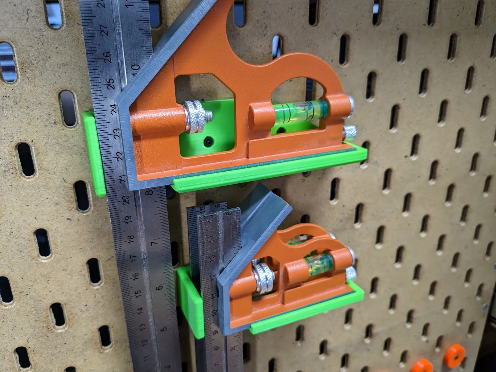 Giá đỡ Thước Kép BAHCO cho Bảng Ghim IKEA SKÅDIS, CS150, CS300