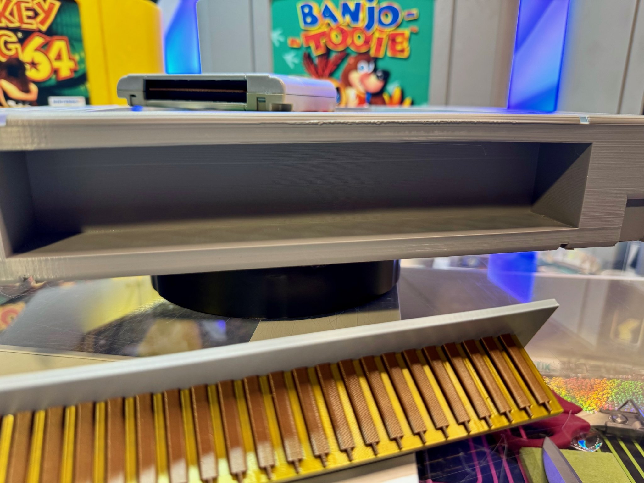 Móc Treo Hộp Mực N64 - Cỡ Lớn - Chân Tối Ưu