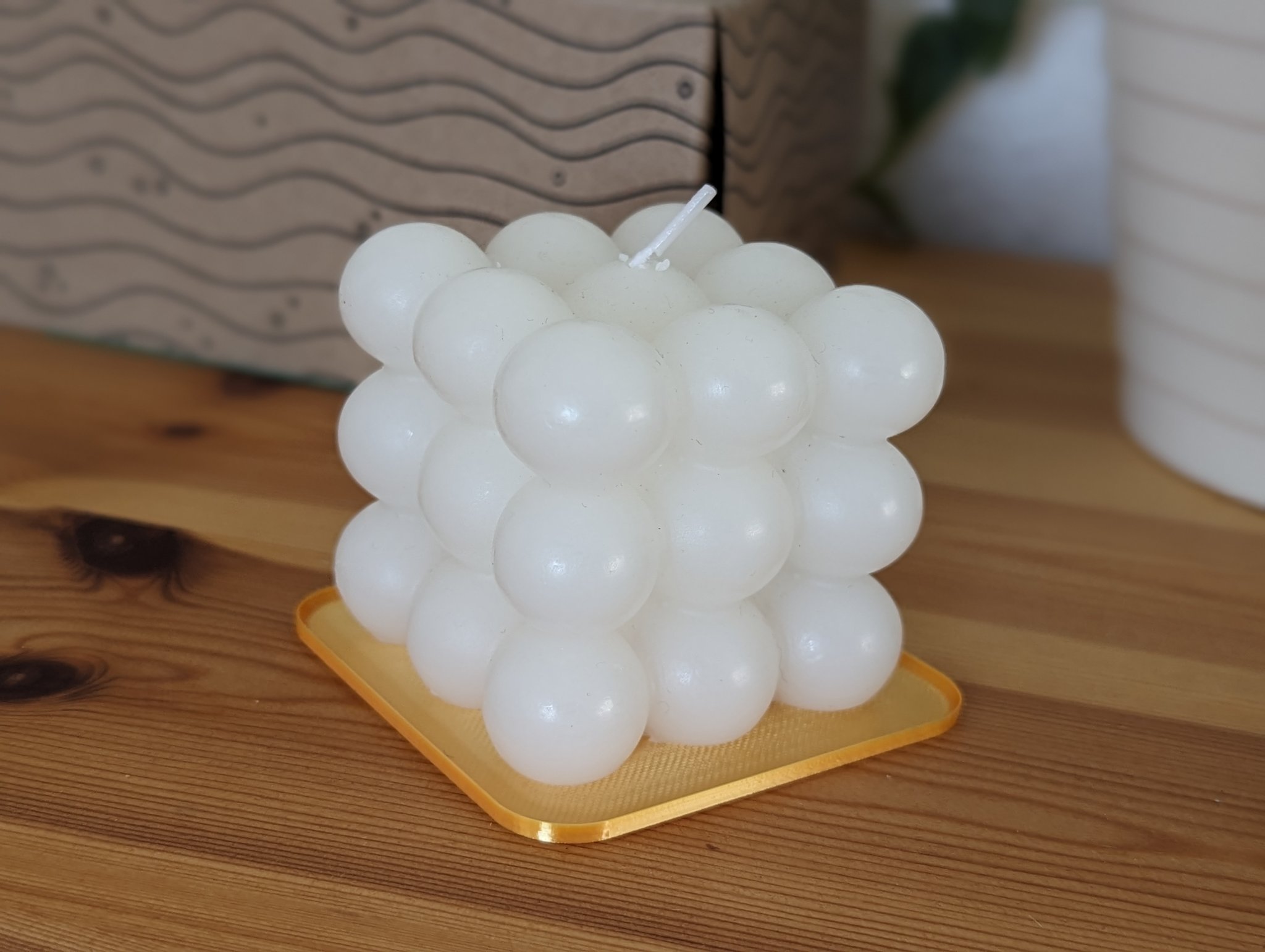 Giá đỡ nến hình vuông bằng vàng 70x70mm