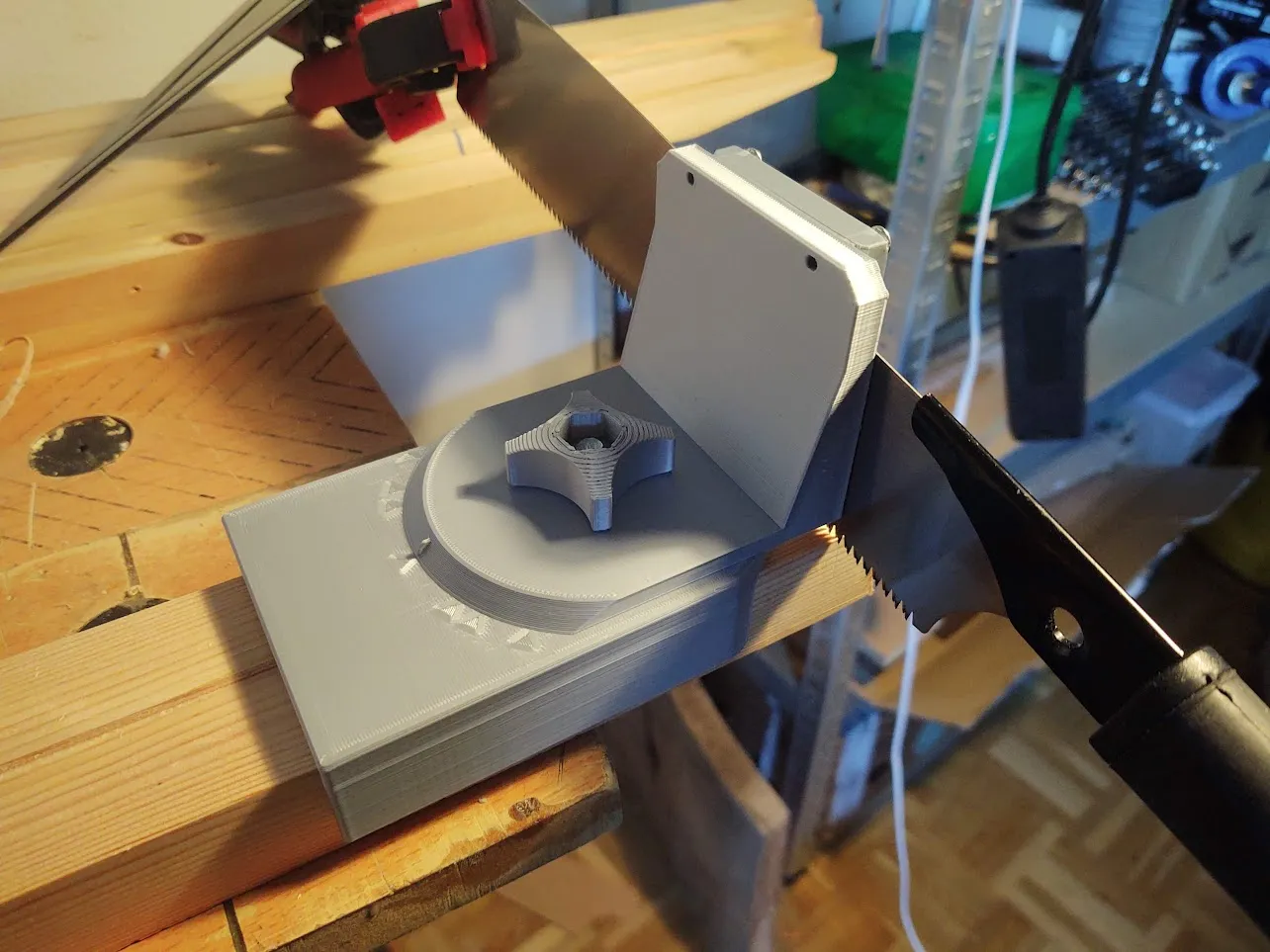 Hướng dẫn cắt góc chính xác điều chỉnh cho cưa kéo Nhật Bản