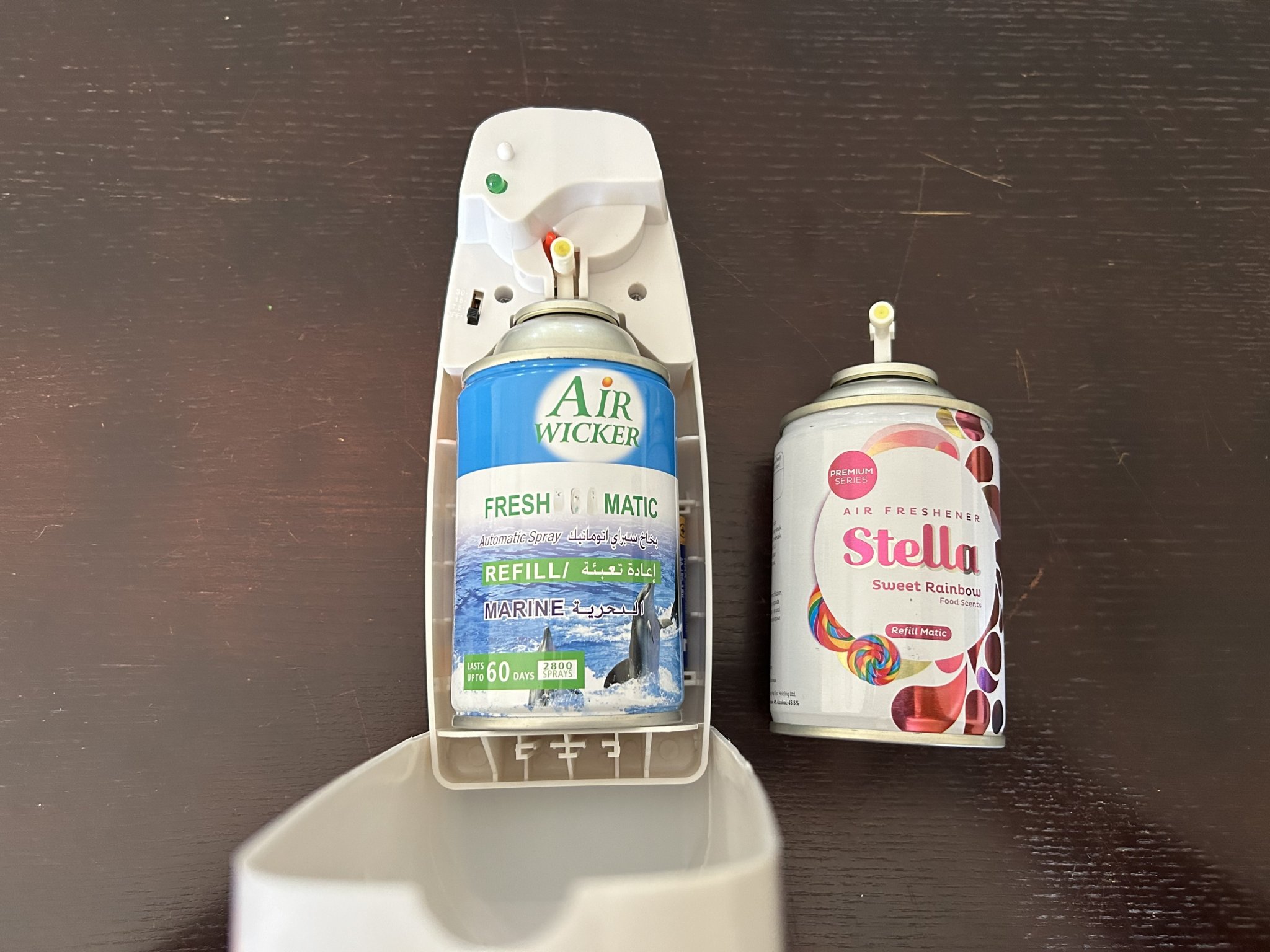 Đế hoặc khoảng cách cho bộ thay thế AirWick