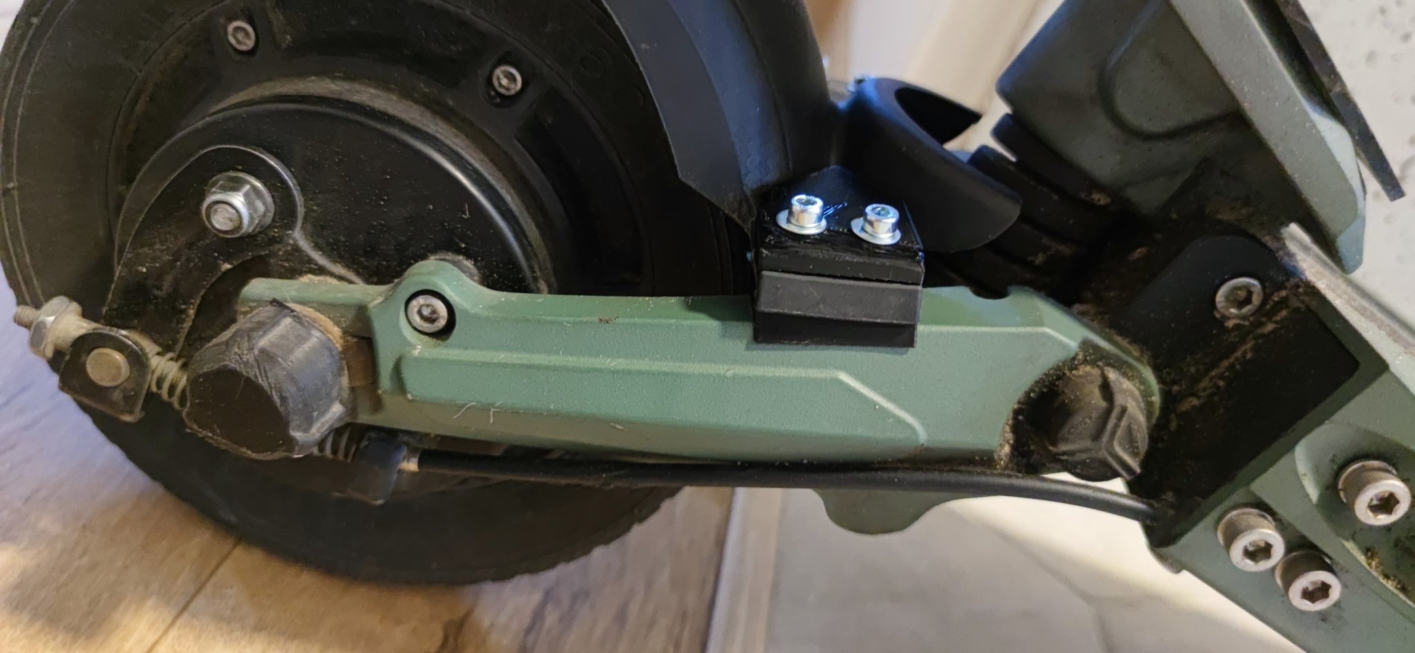 Kẹp gia cố chắn bùn cho Vsett8