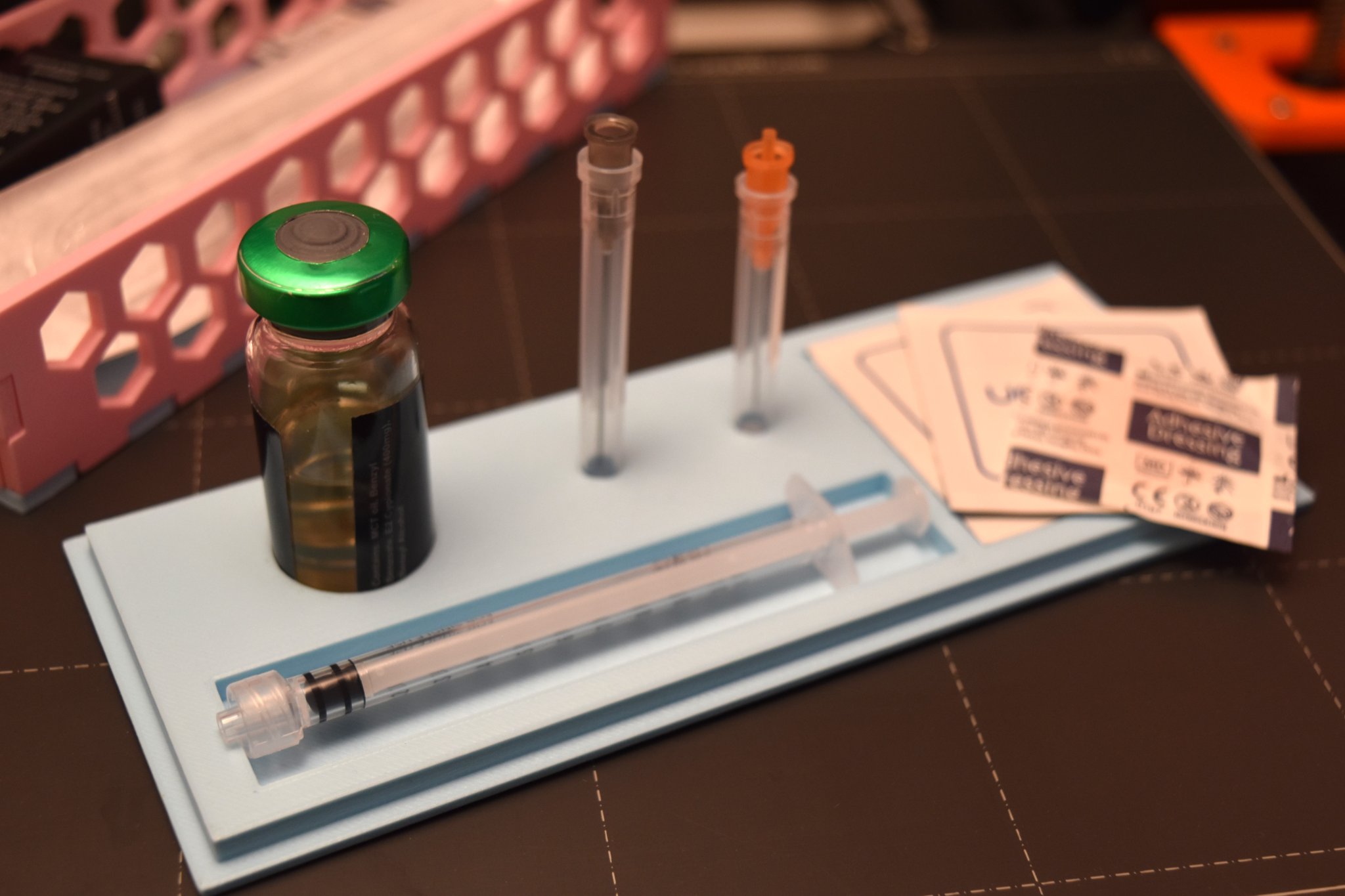 Bộ dụng cụ tiêm thuốc du lịch gọn nhẹ và tiện lợi