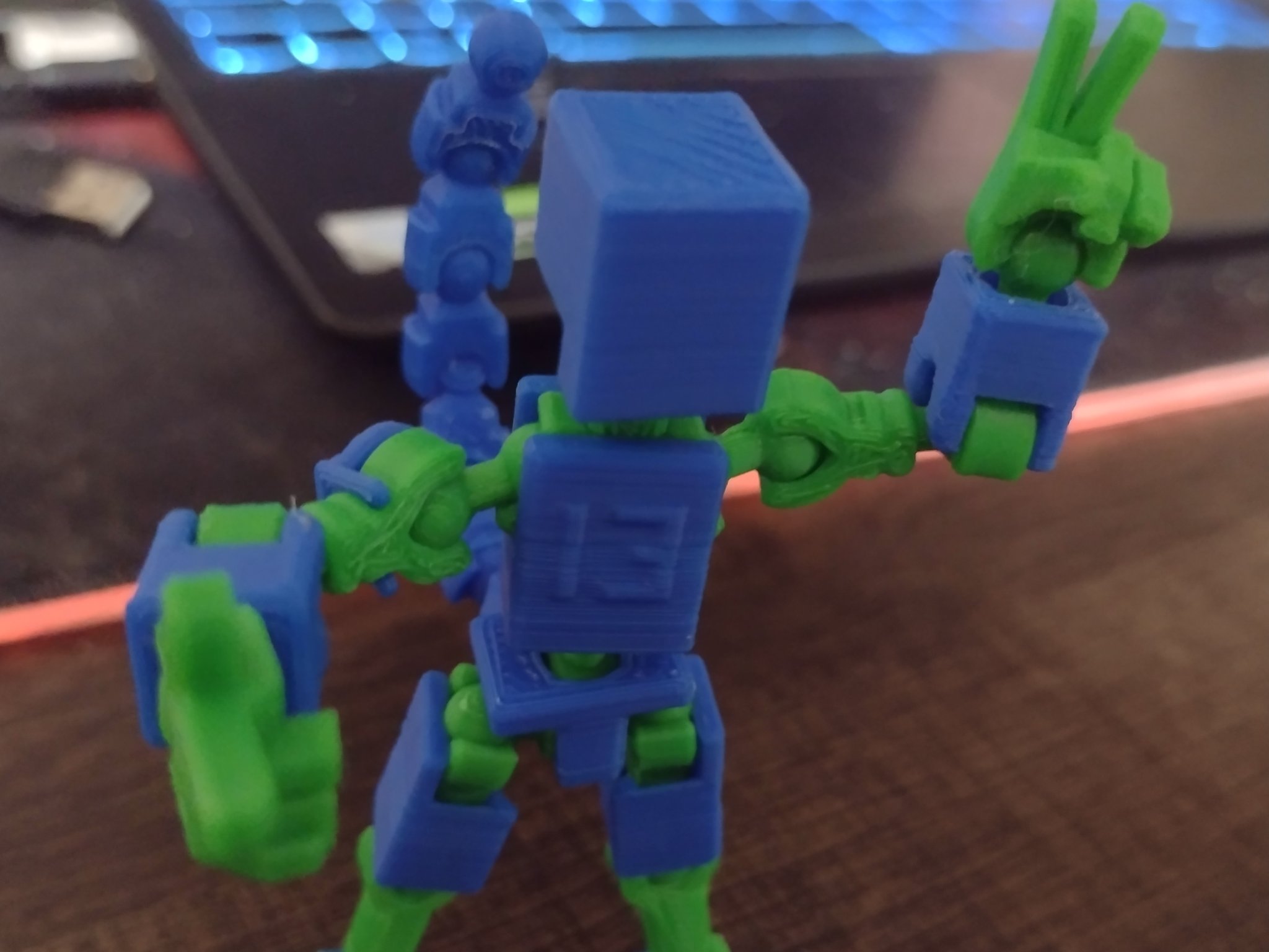 Gắn đuôi mini13 cho nhân vật dễ thương