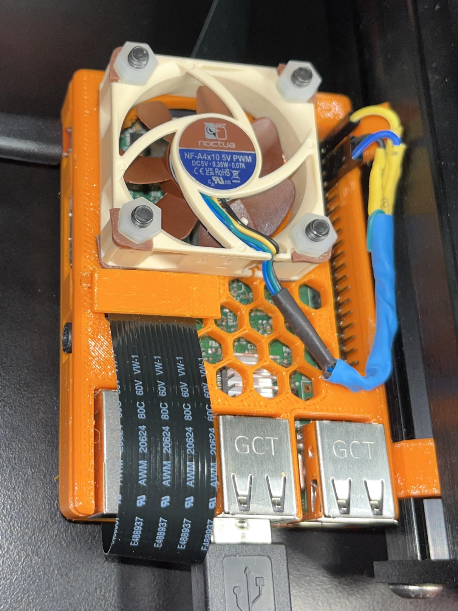 Vỏ máy RPi 3B siêu mỏng với quạt làm mát PWM