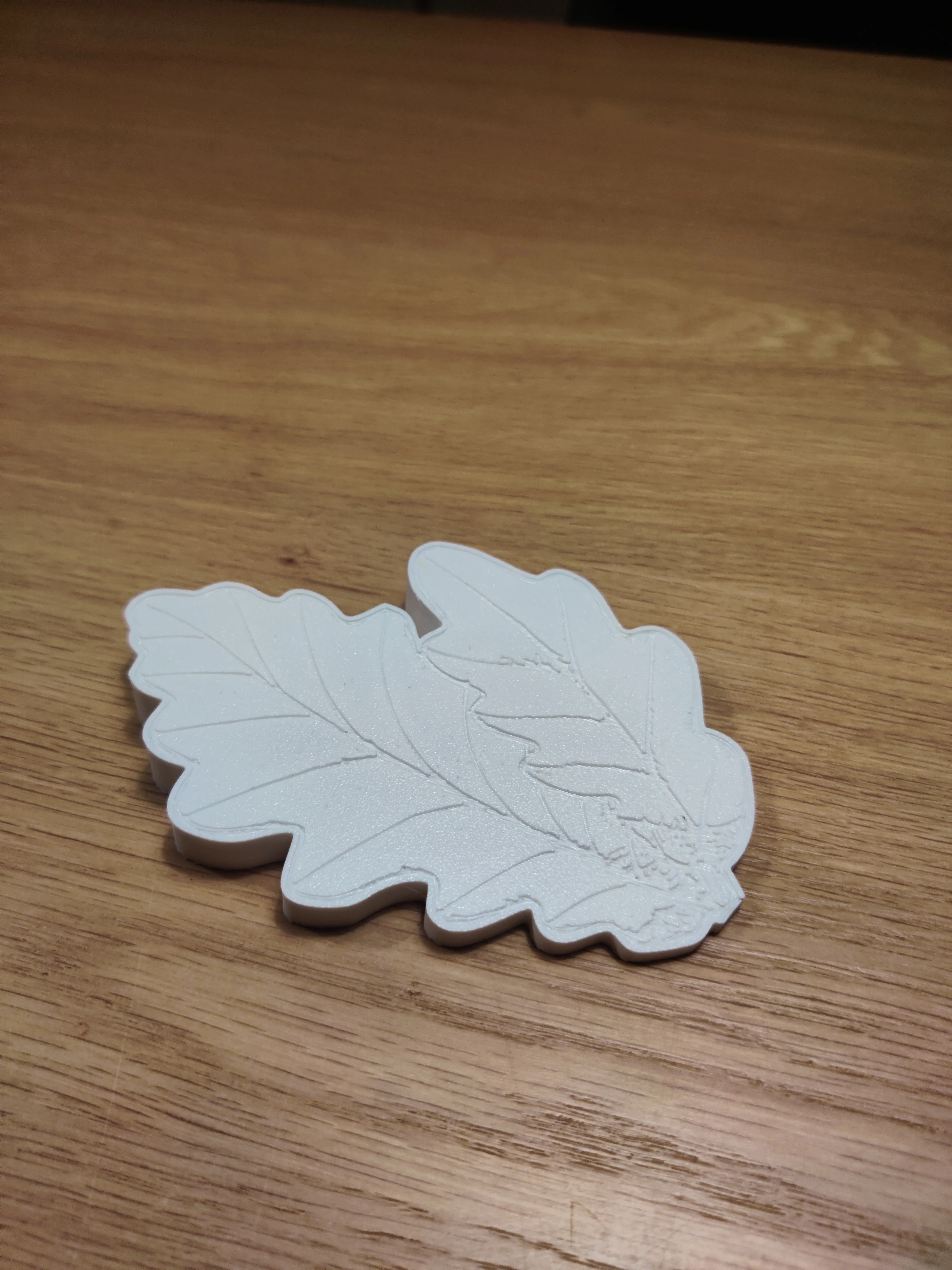 Giá đỡ cửa hình lá sồi nhỏ