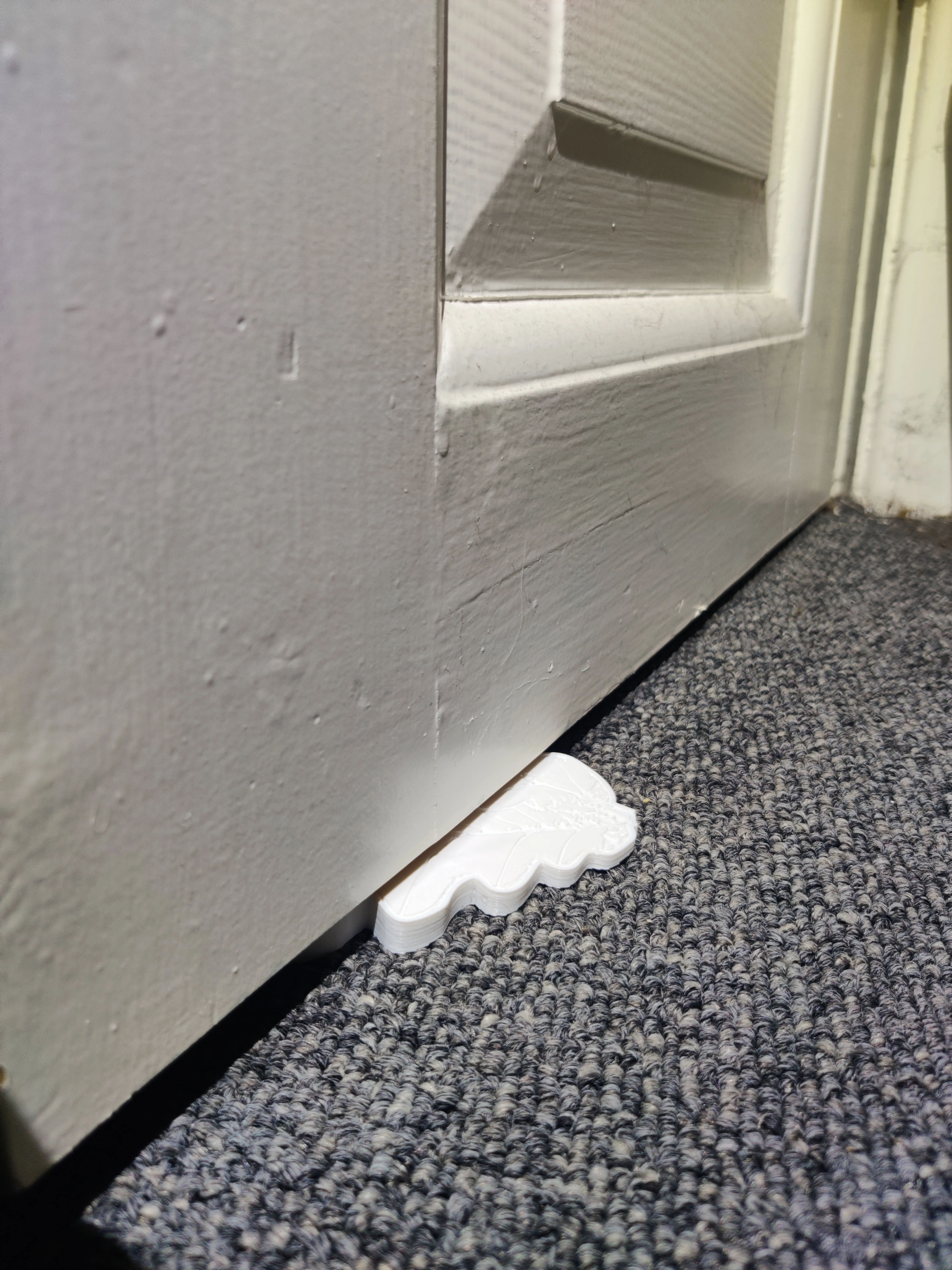 Giá đỡ cửa hình lá sồi nhỏ