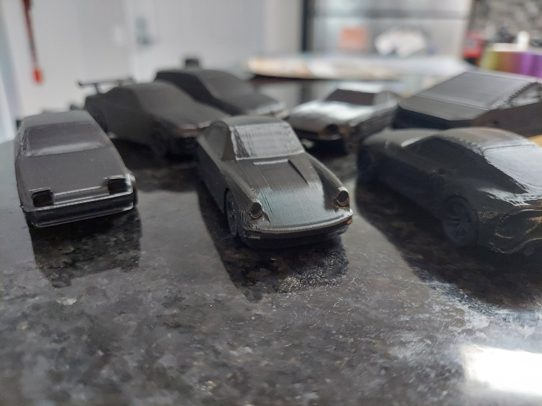 Porsche 911 cổ điển với bánh xe in tại chỗ