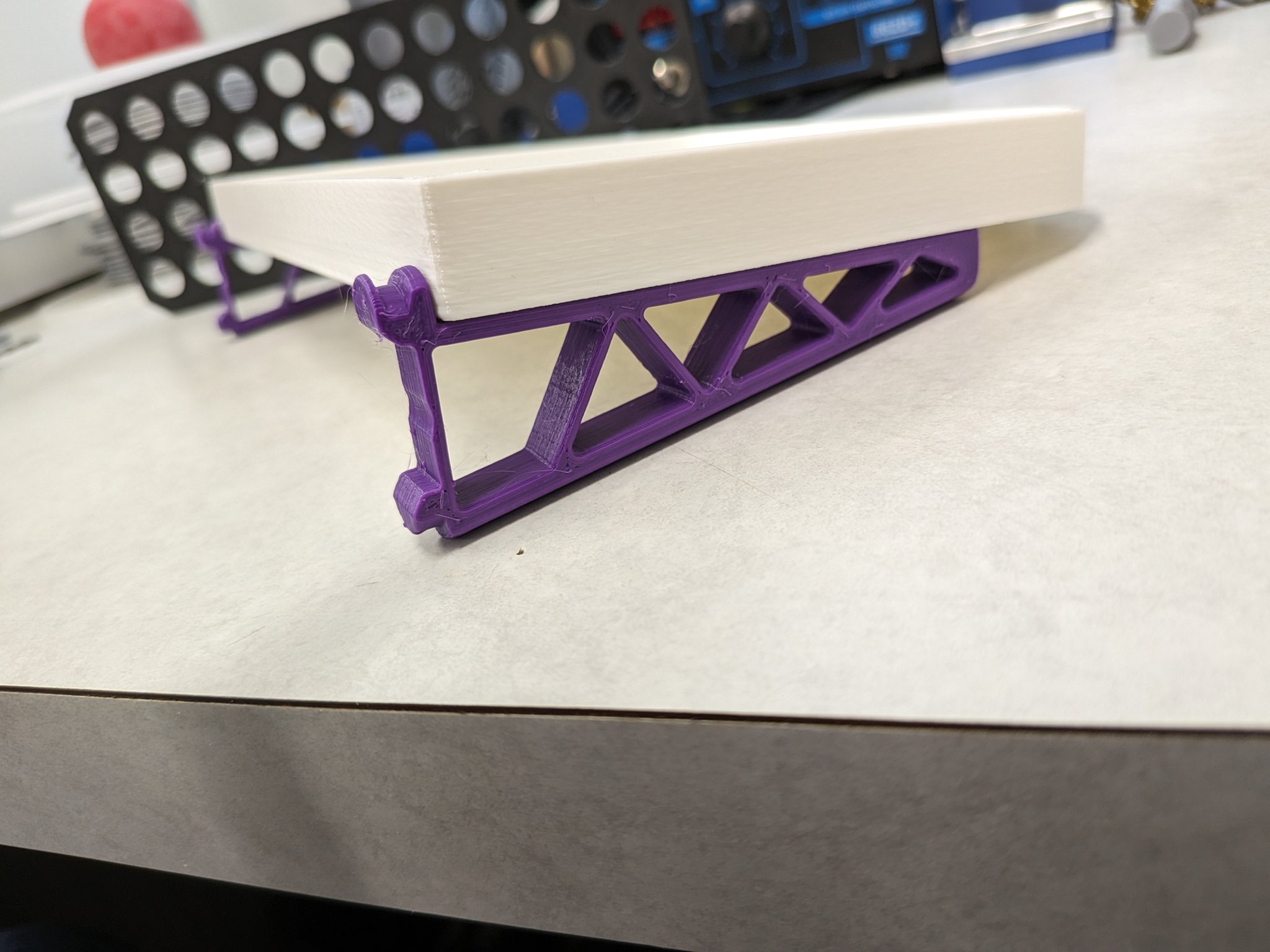 Khay để đồ Qube 500 cho ví, chìa khóa và tiền xu