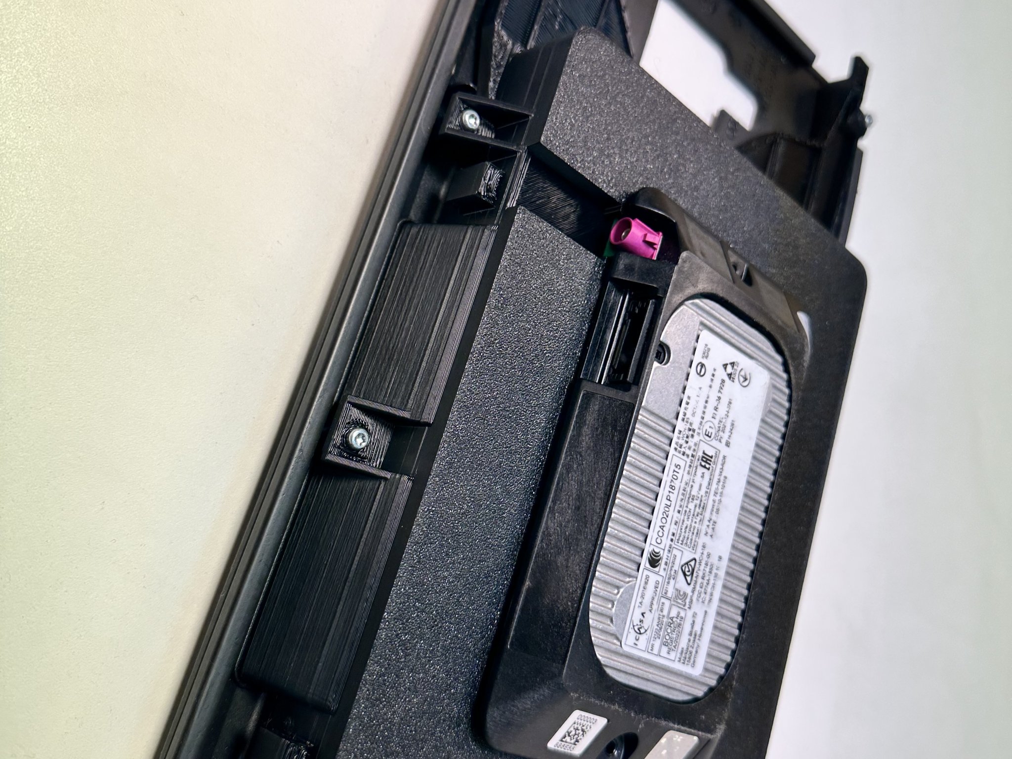 Sạc không dây và bộ tăng cường tín hiệu cho Audi A8 D3 4E