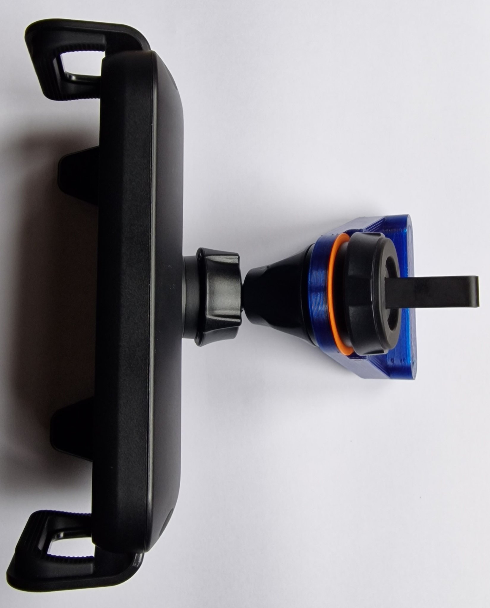 Giá đỡ điện thoại ô tô tùy chỉnh và cải tiến